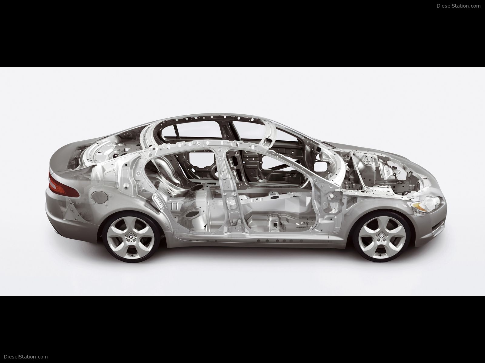 Jaguar XF (2009)