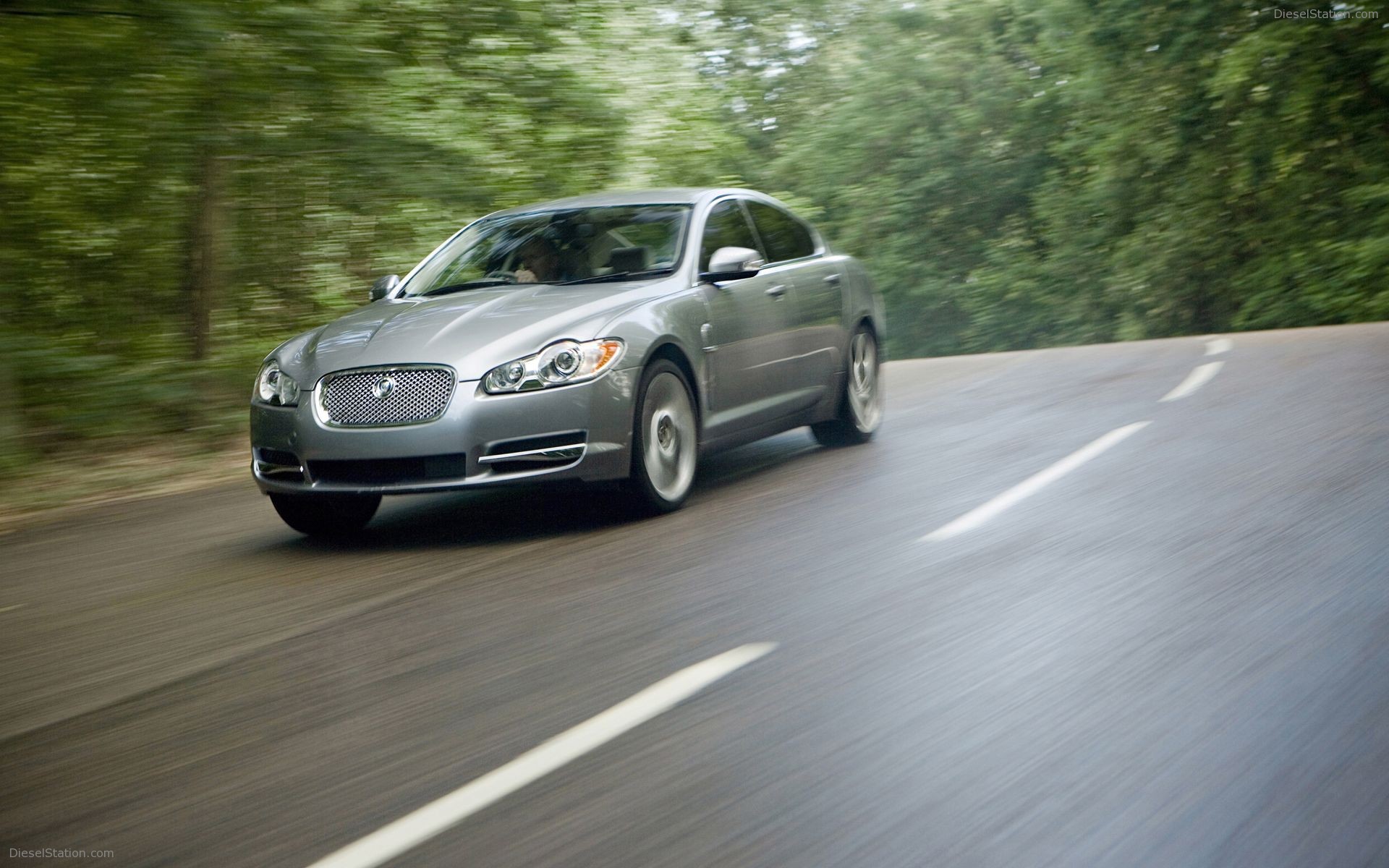 Jaguar XF (2009)