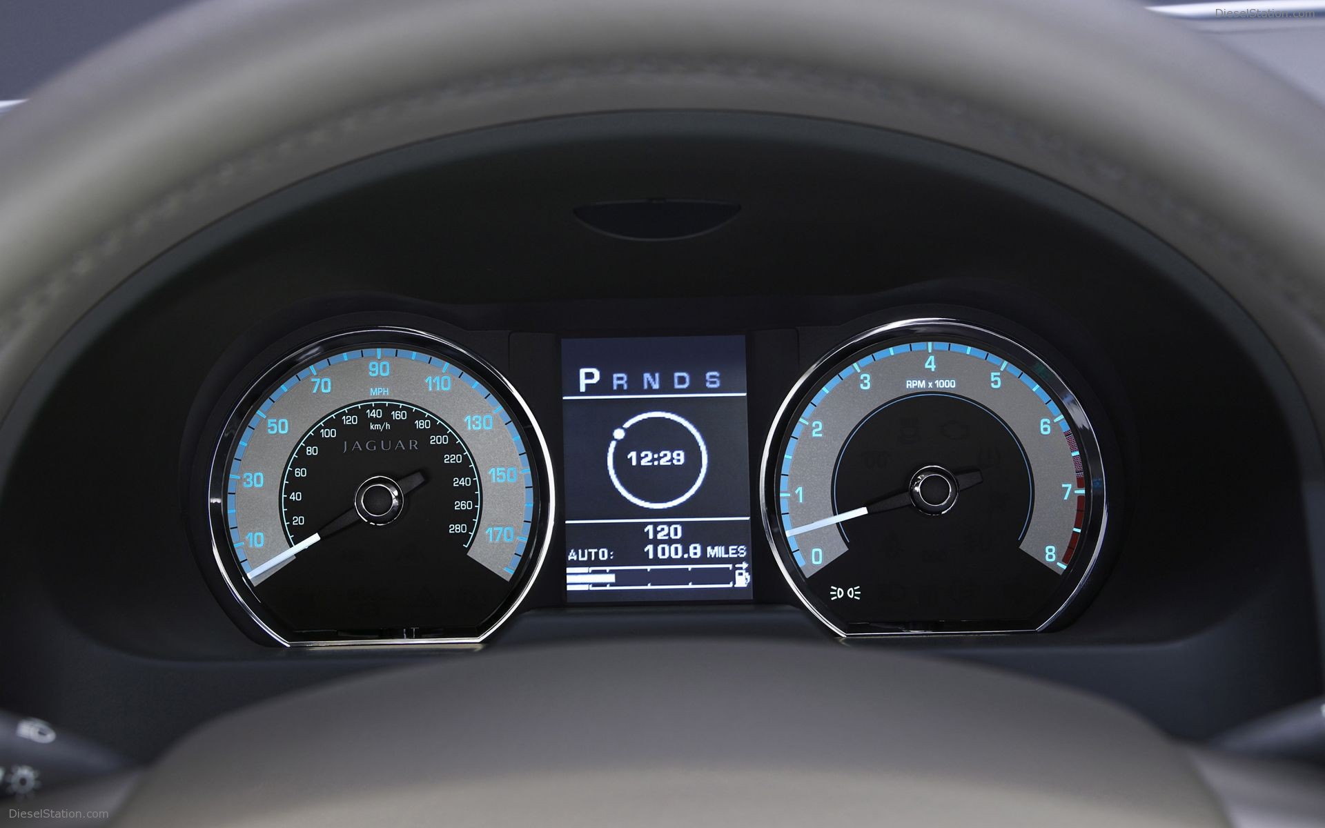 Jaguar XF (2009)