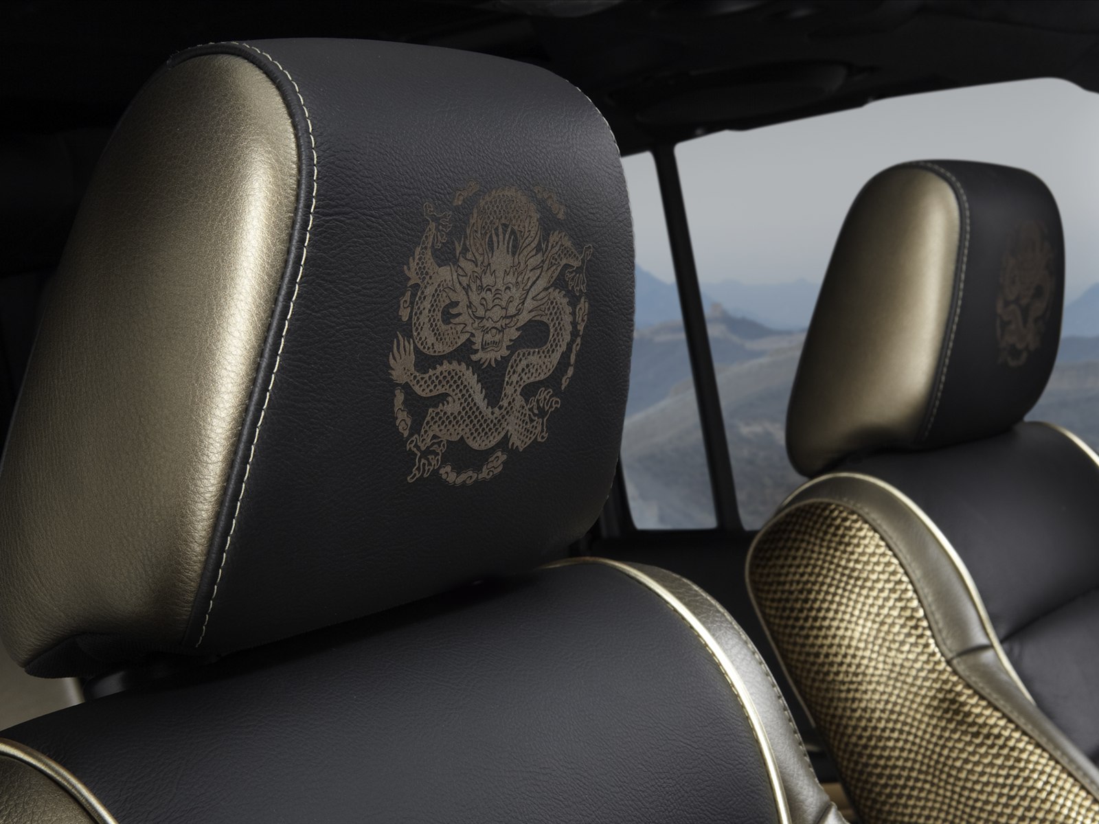 Jeep Wrangler Dragon Edition 2014