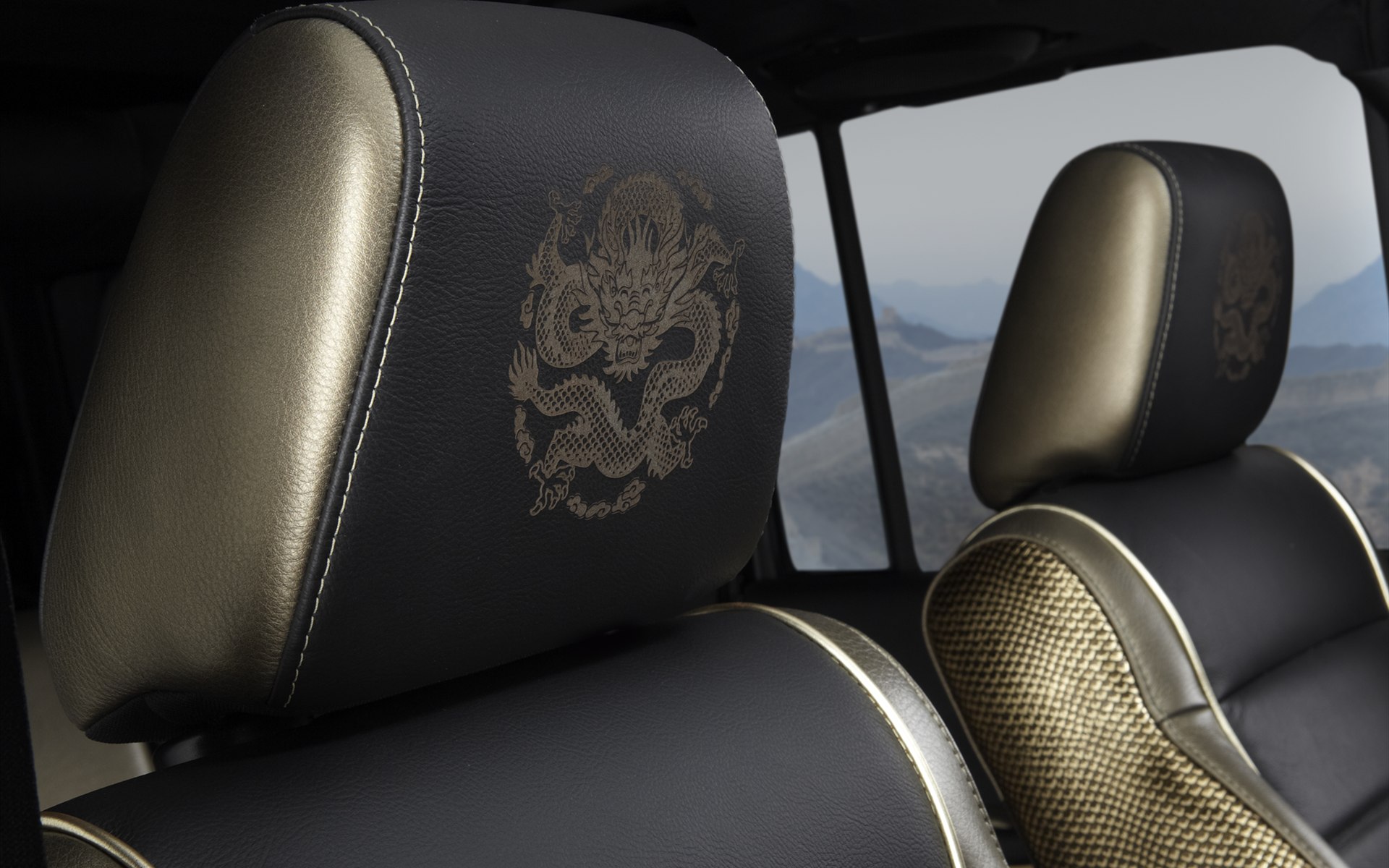 Jeep Wrangler Dragon Edition 2014