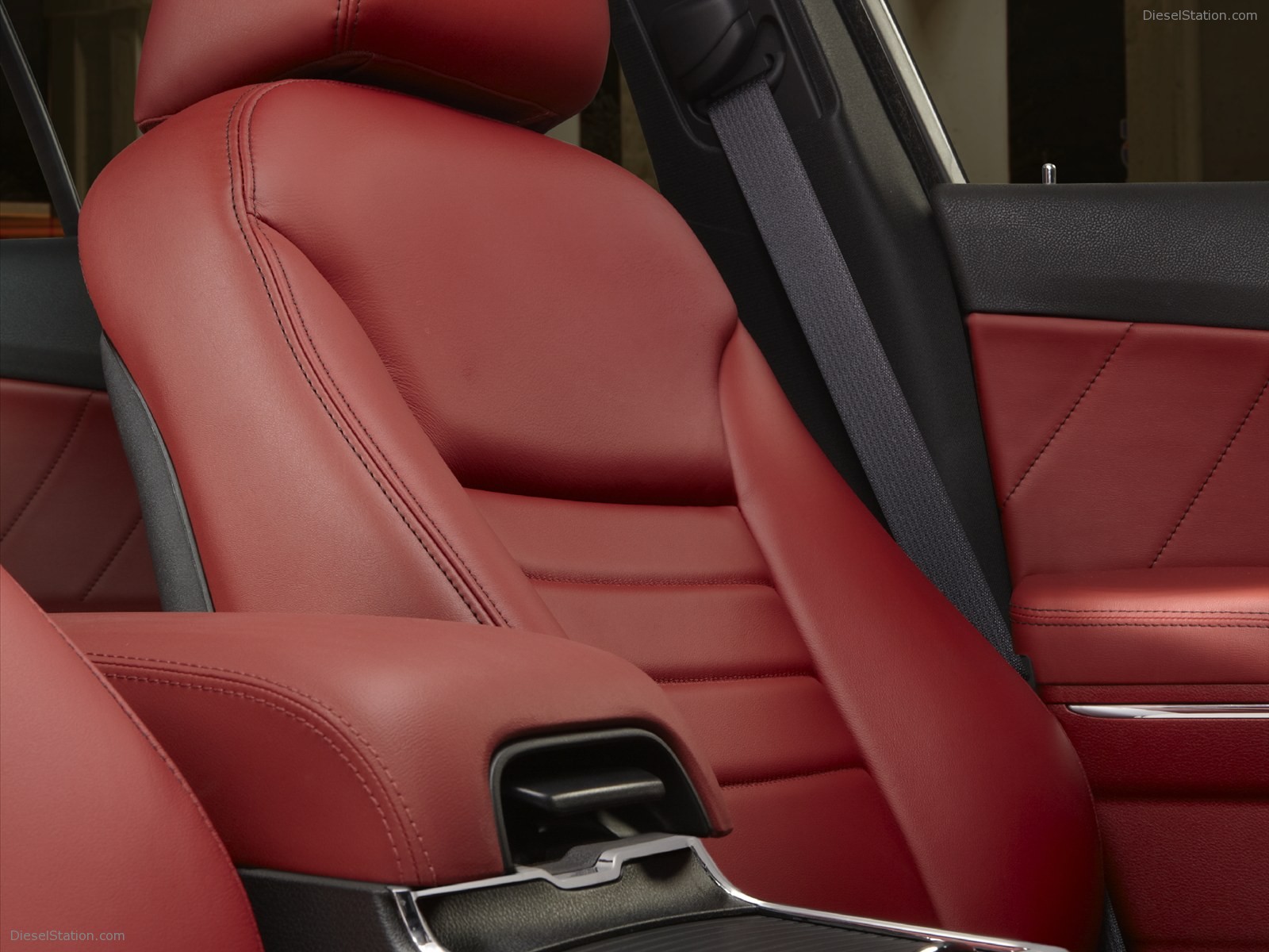 Jeep Grand Cherokee SRT8 2012