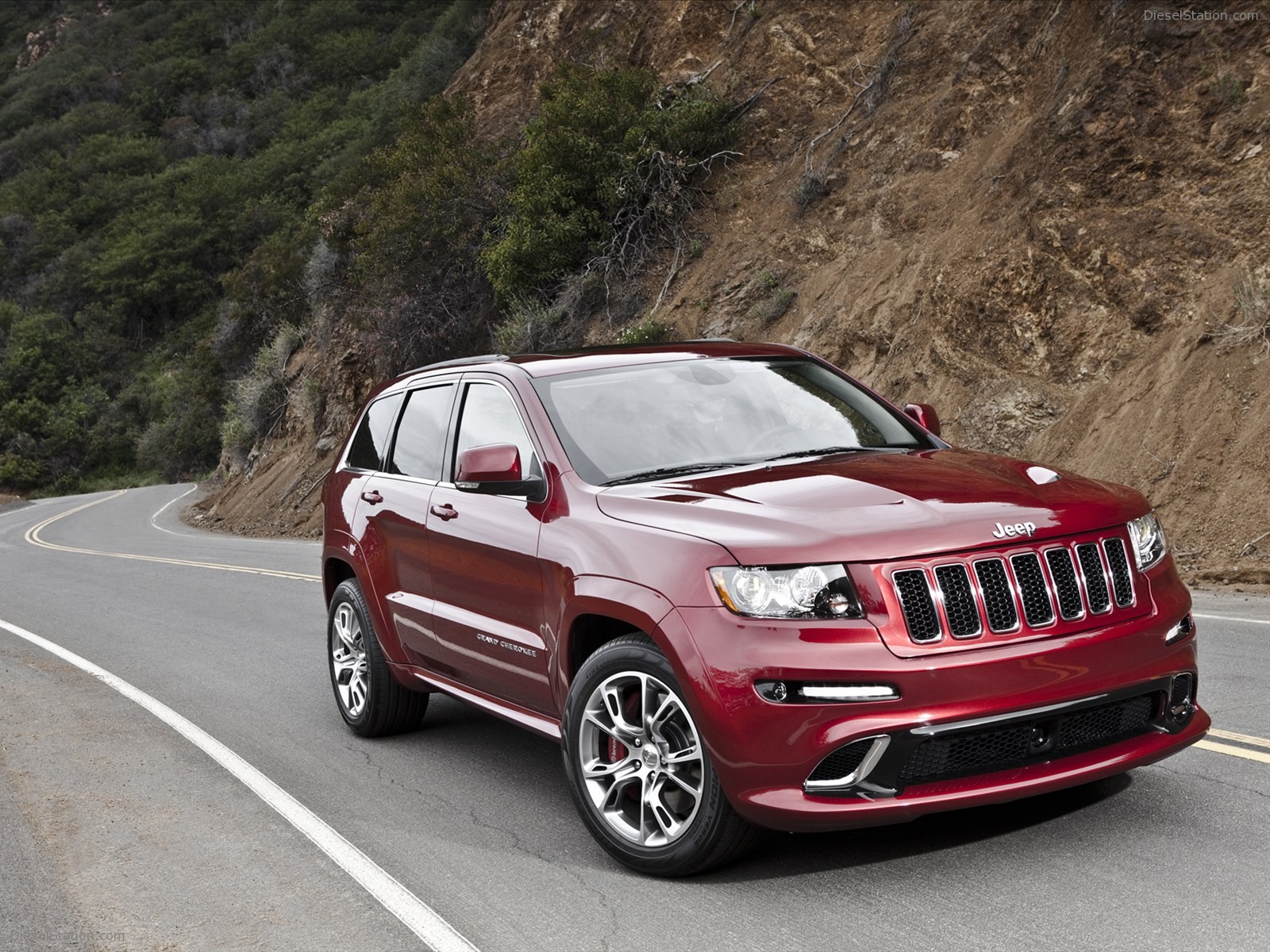 Jeep Grand Cherokee SRT8 2012