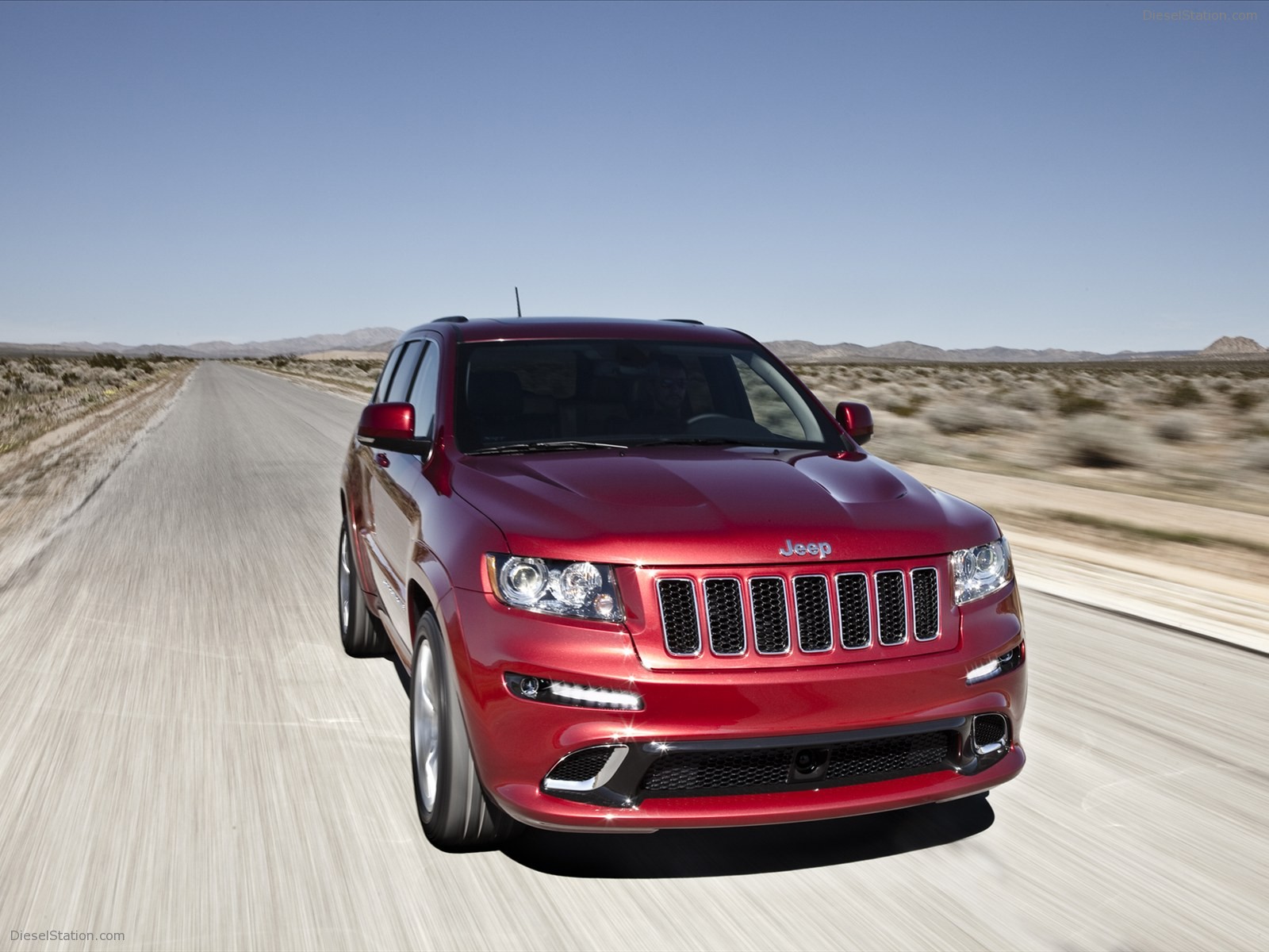 Jeep Grand Cherokee SRT8 2012