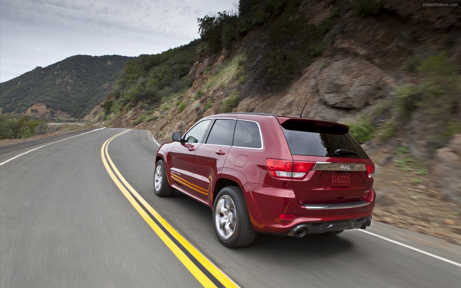Jeep Grand Cherokee SRT8 2012