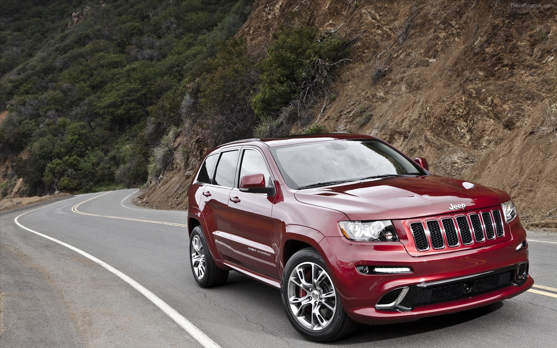 Jeep Grand Cherokee SRT8 2012