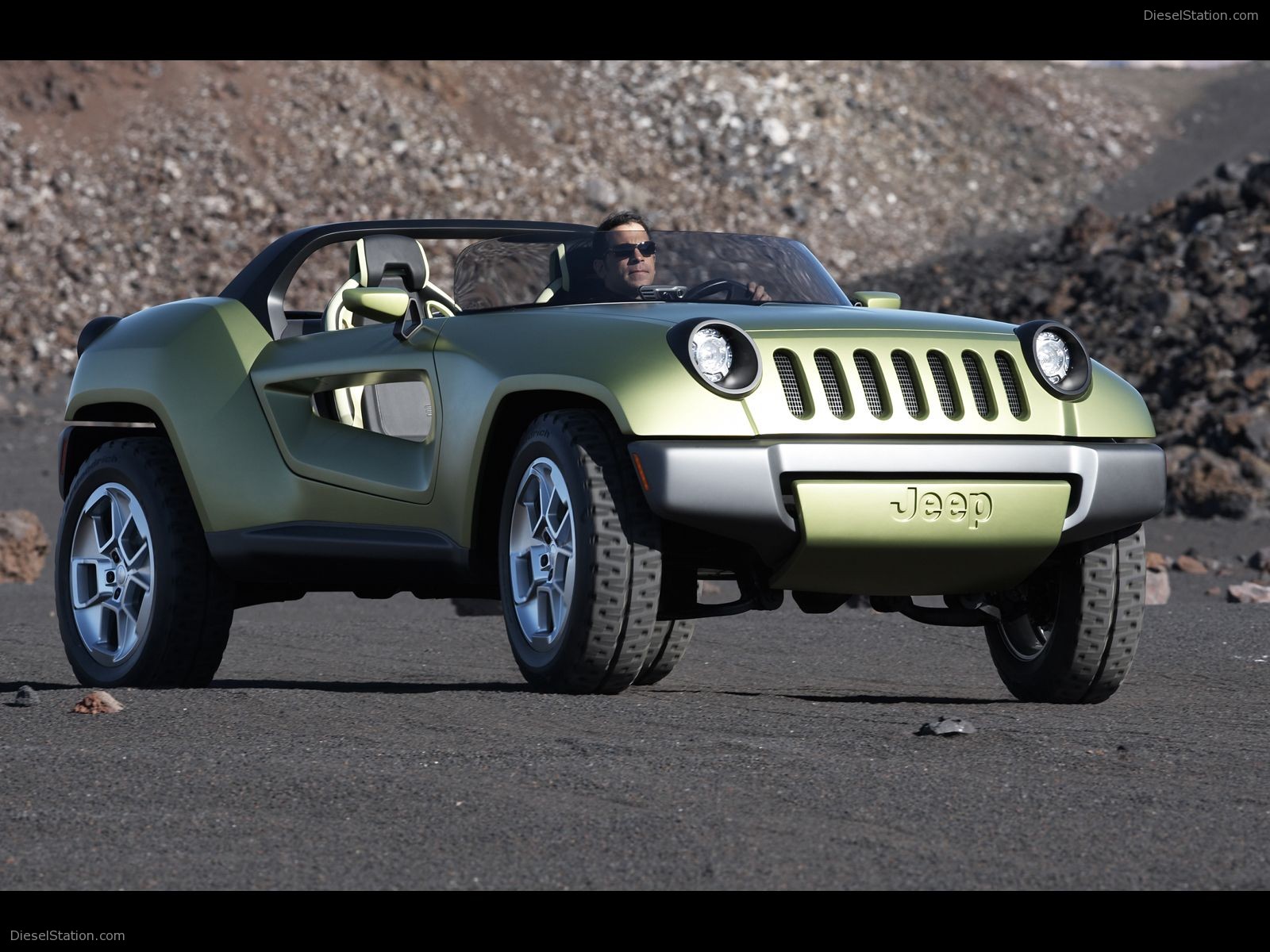 Jeep Renegade Concept Pictures