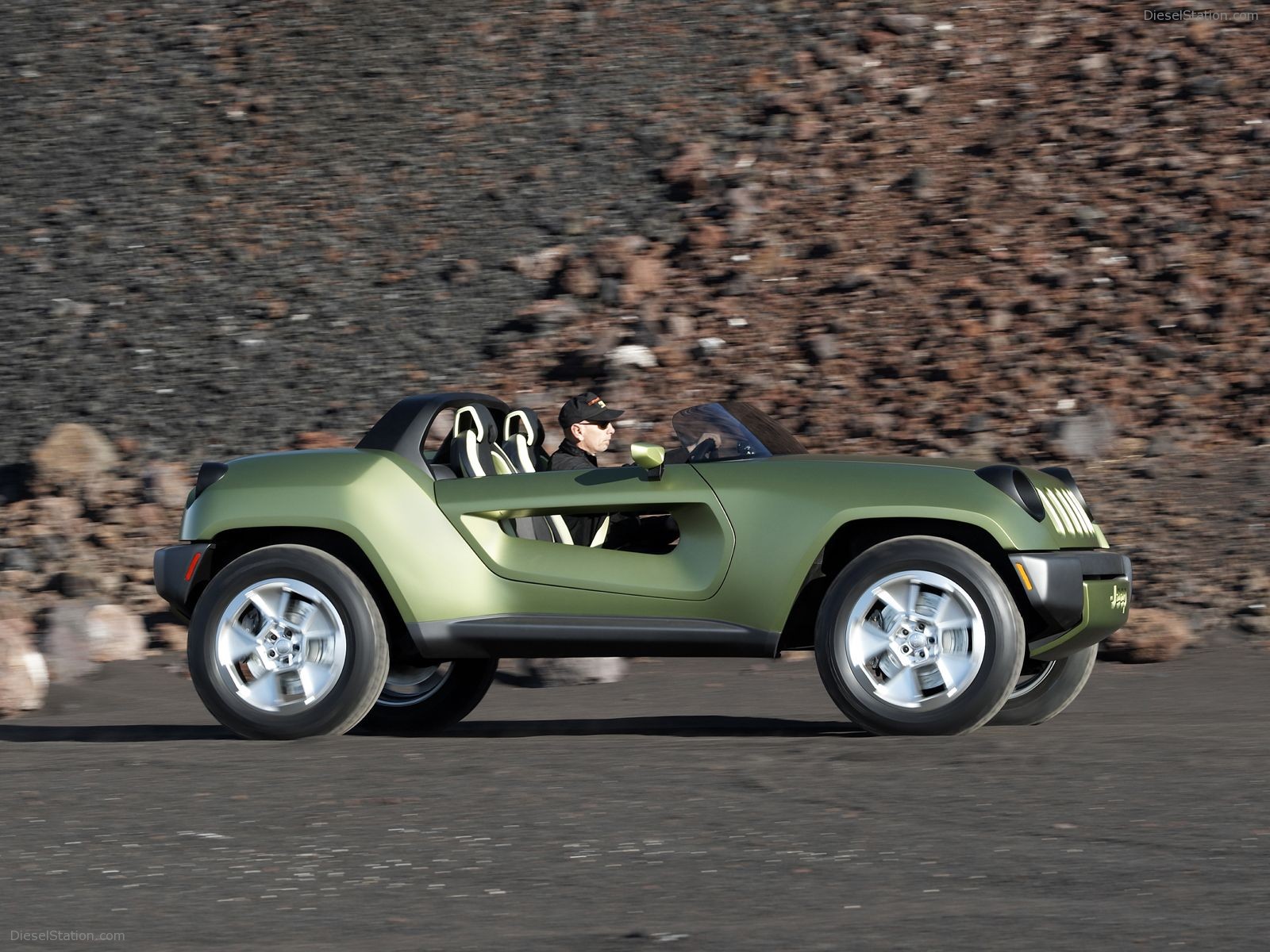 Jeep Renegade Concept Pictures