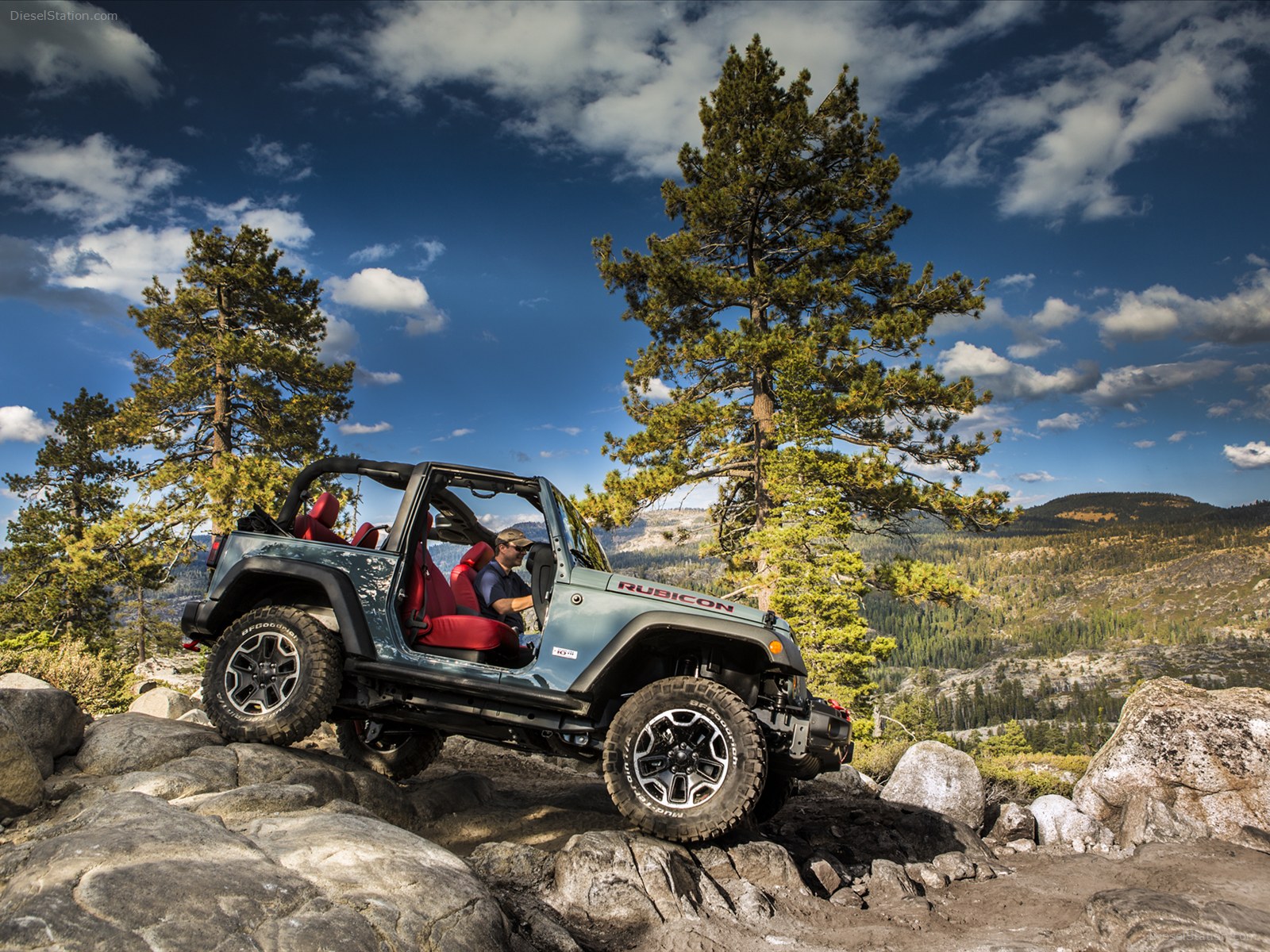 Jeep Wrangler Rubicon 10th Anniversary Edition 2013 Jeep Wrangler Rubicon 10th Anniversary Edition 2013