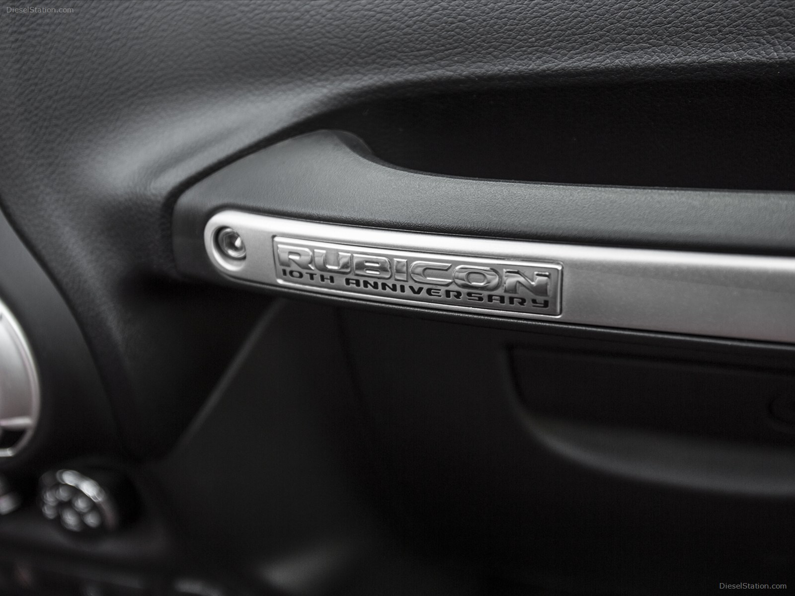 Jeep Wrangler Rubicon 10th Anniversary Edition 2013 Jeep Wrangler Rubicon 10th Anniversary Edition 2013