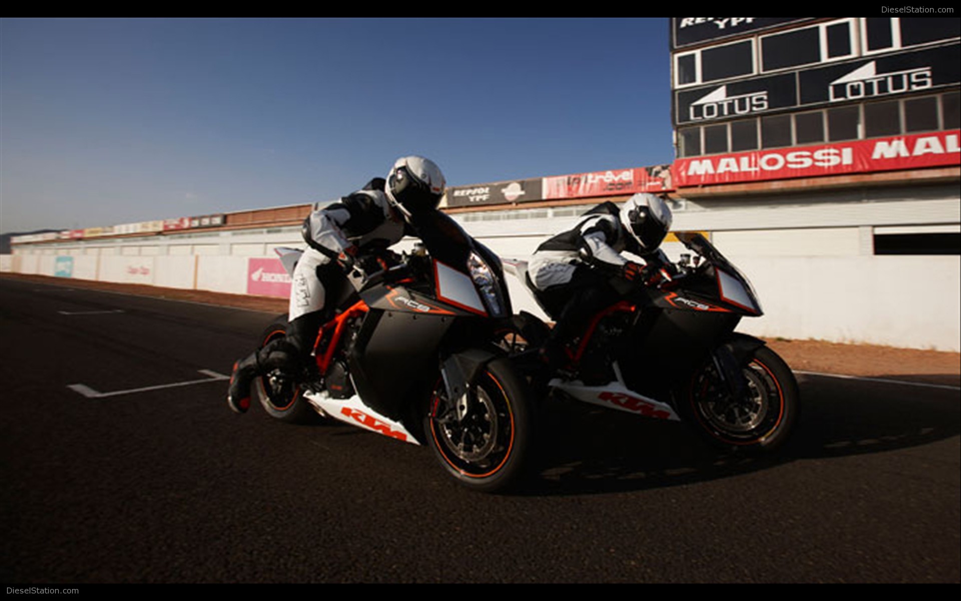 2009 KTM 1190 RC8 R