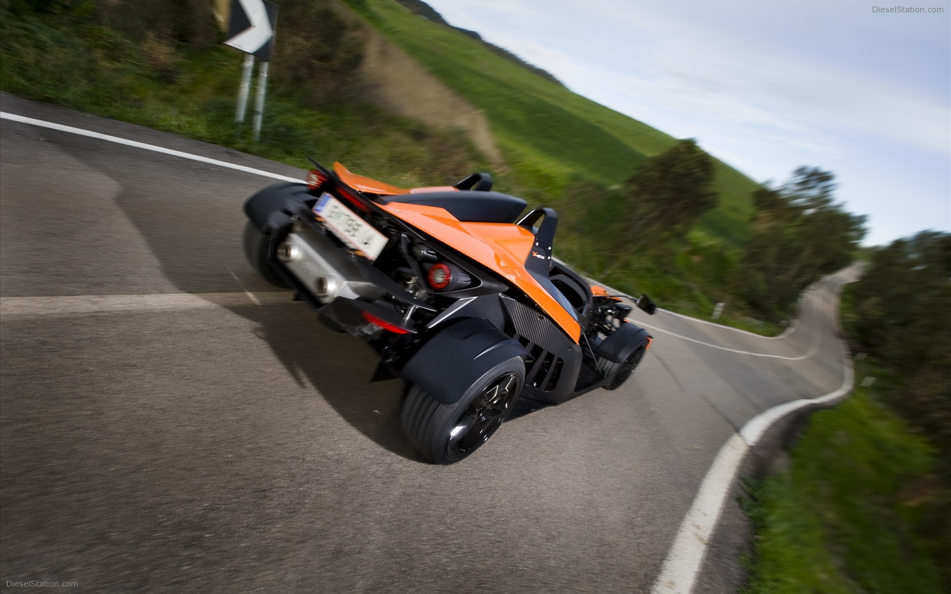 KTM X BOW Street