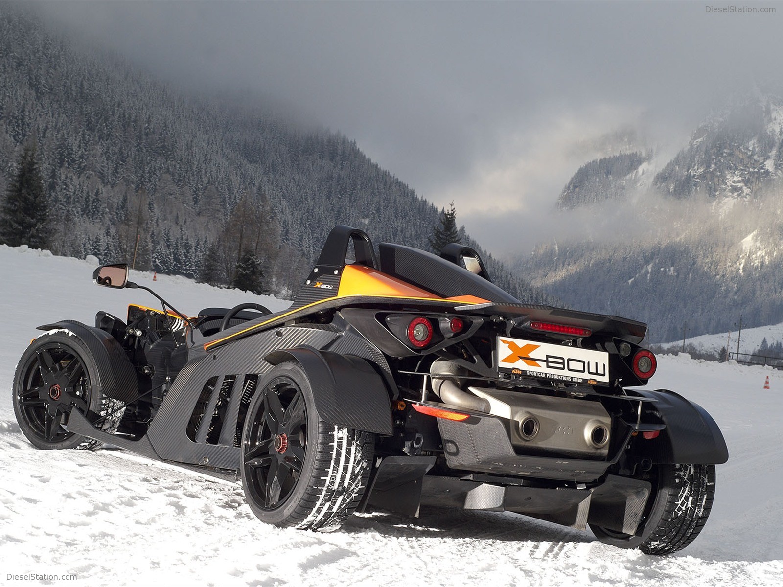 KTM X Bow in Winter Action