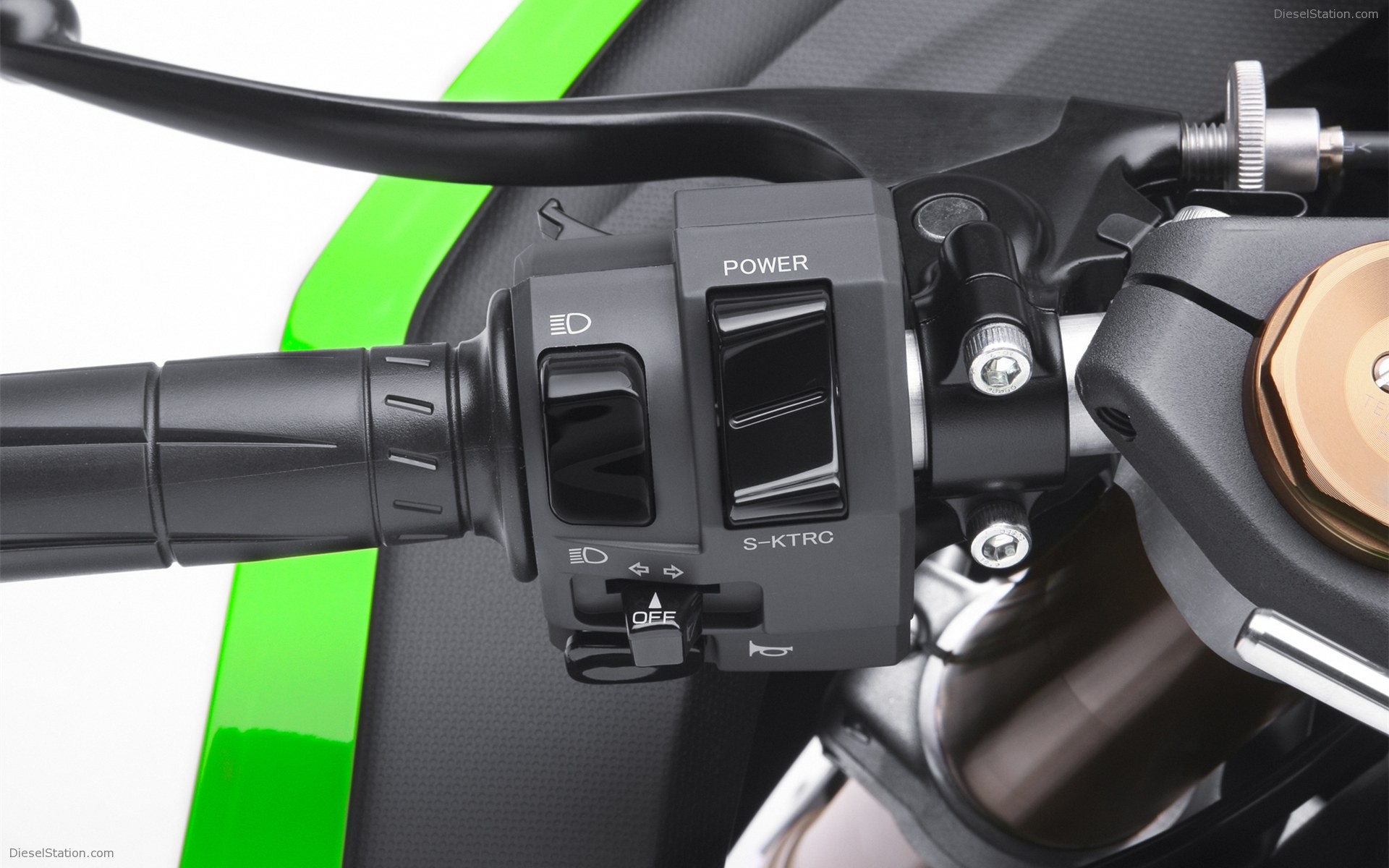 Kawasaki  Ninja ZX 10R 2011