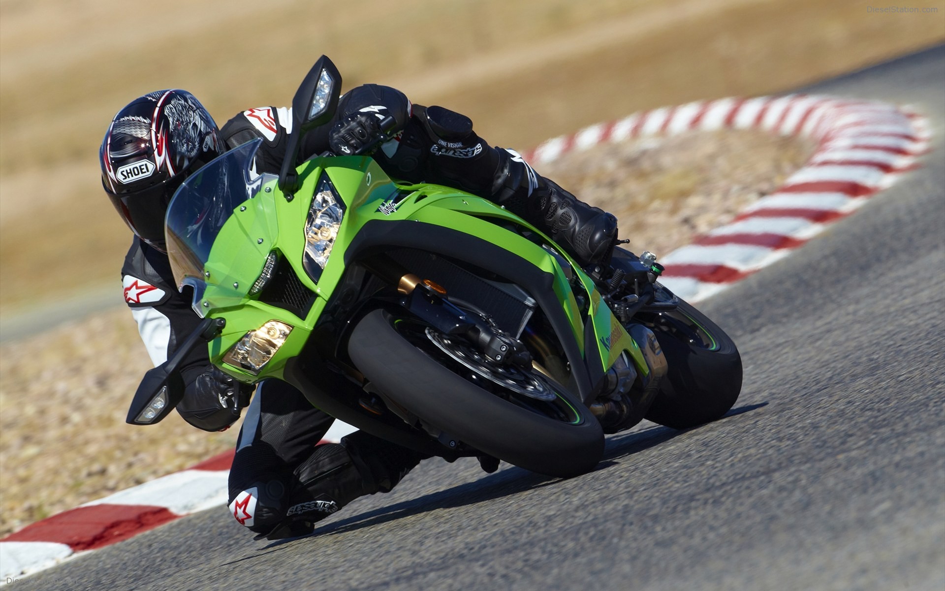Kawasaki  Ninja ZX 10R 2011