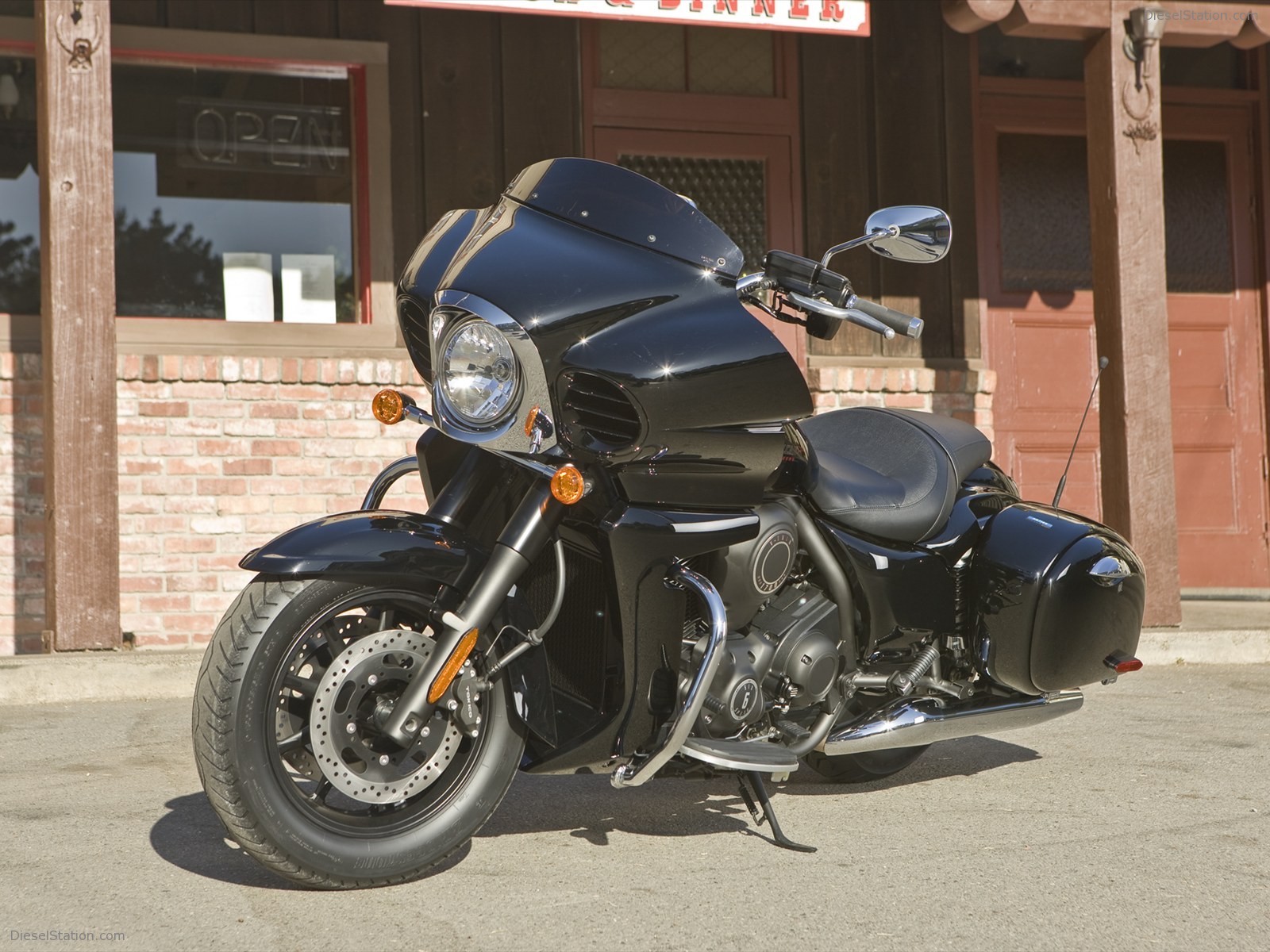 Kawasaki Vulcan 1700 Voyager 2011