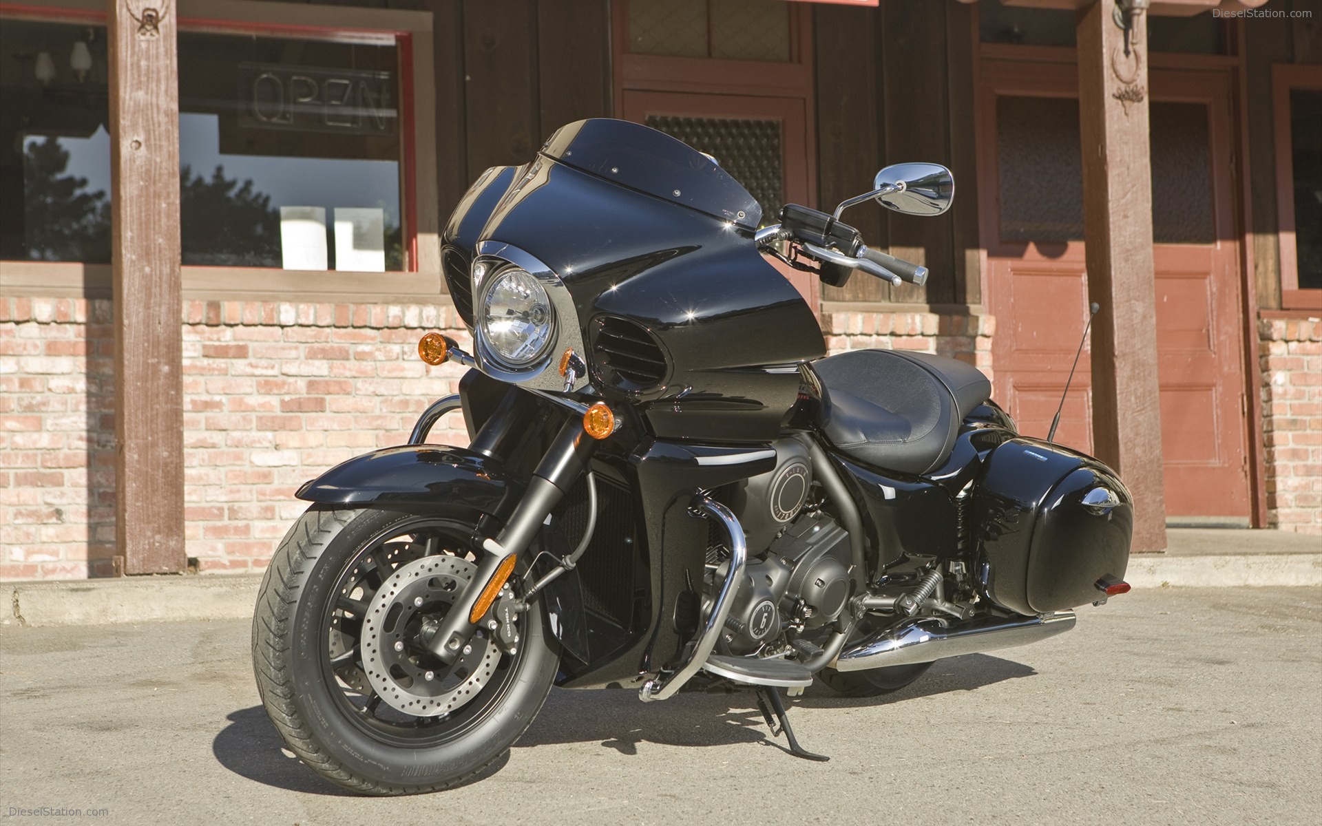 Kawasaki Vulcan 1700 Voyager 2011
