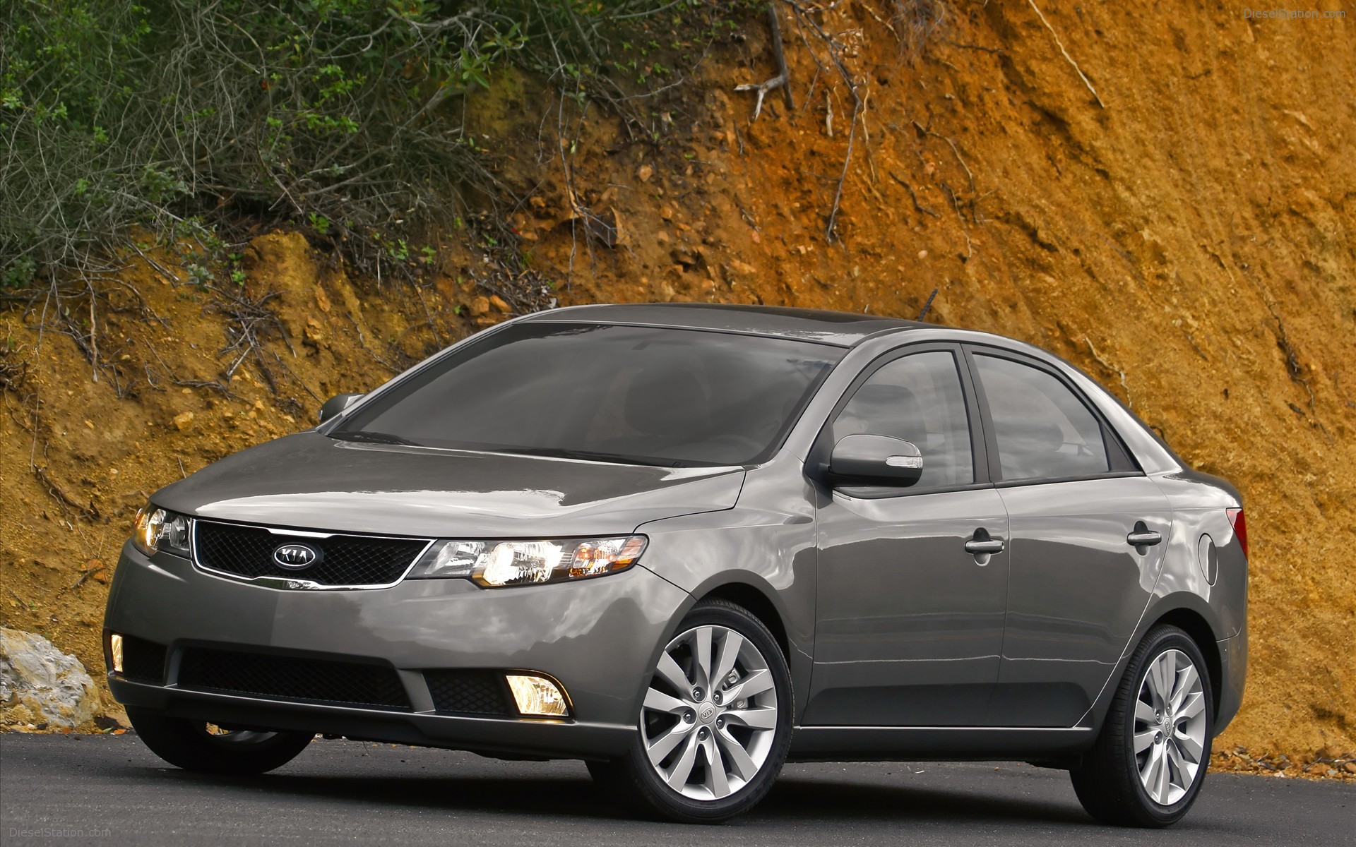 2010 KIA FORTE