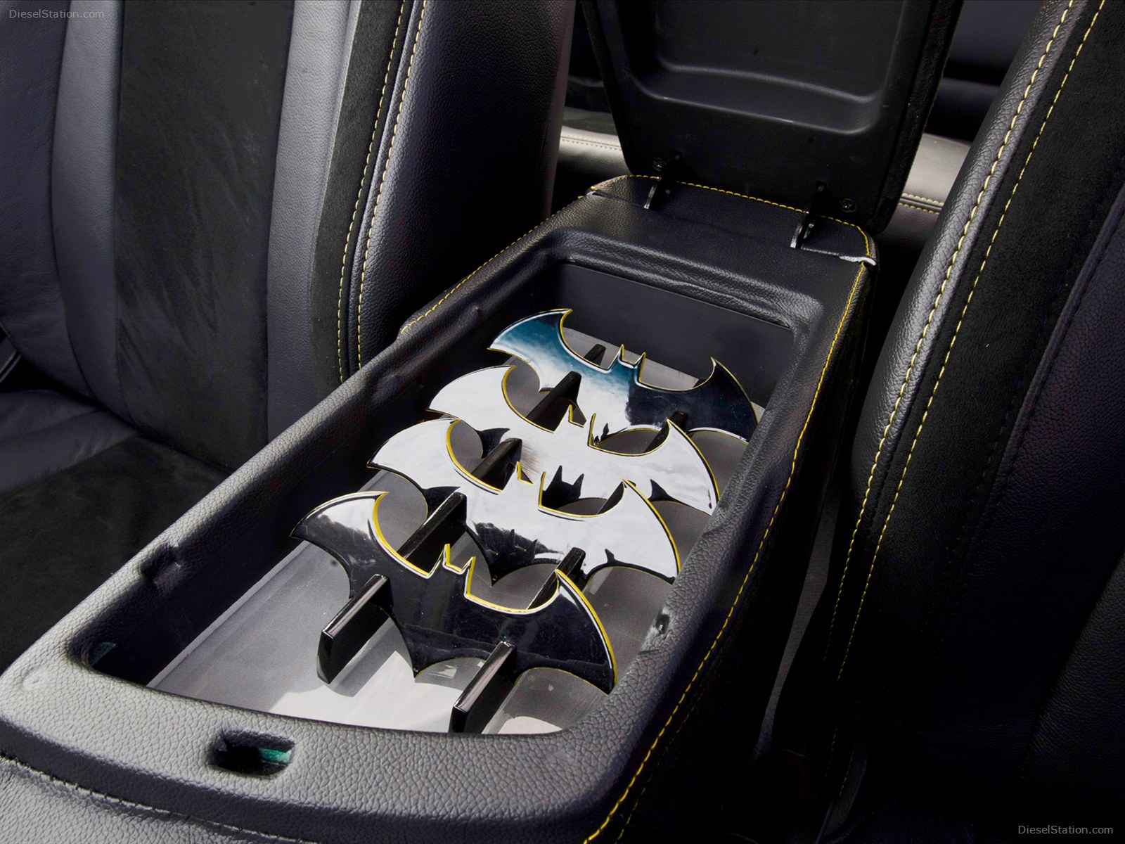 Kia Batman Aquaman Inspired Editions 2012 Kia Batman Aquaman Inspired Editions 2012