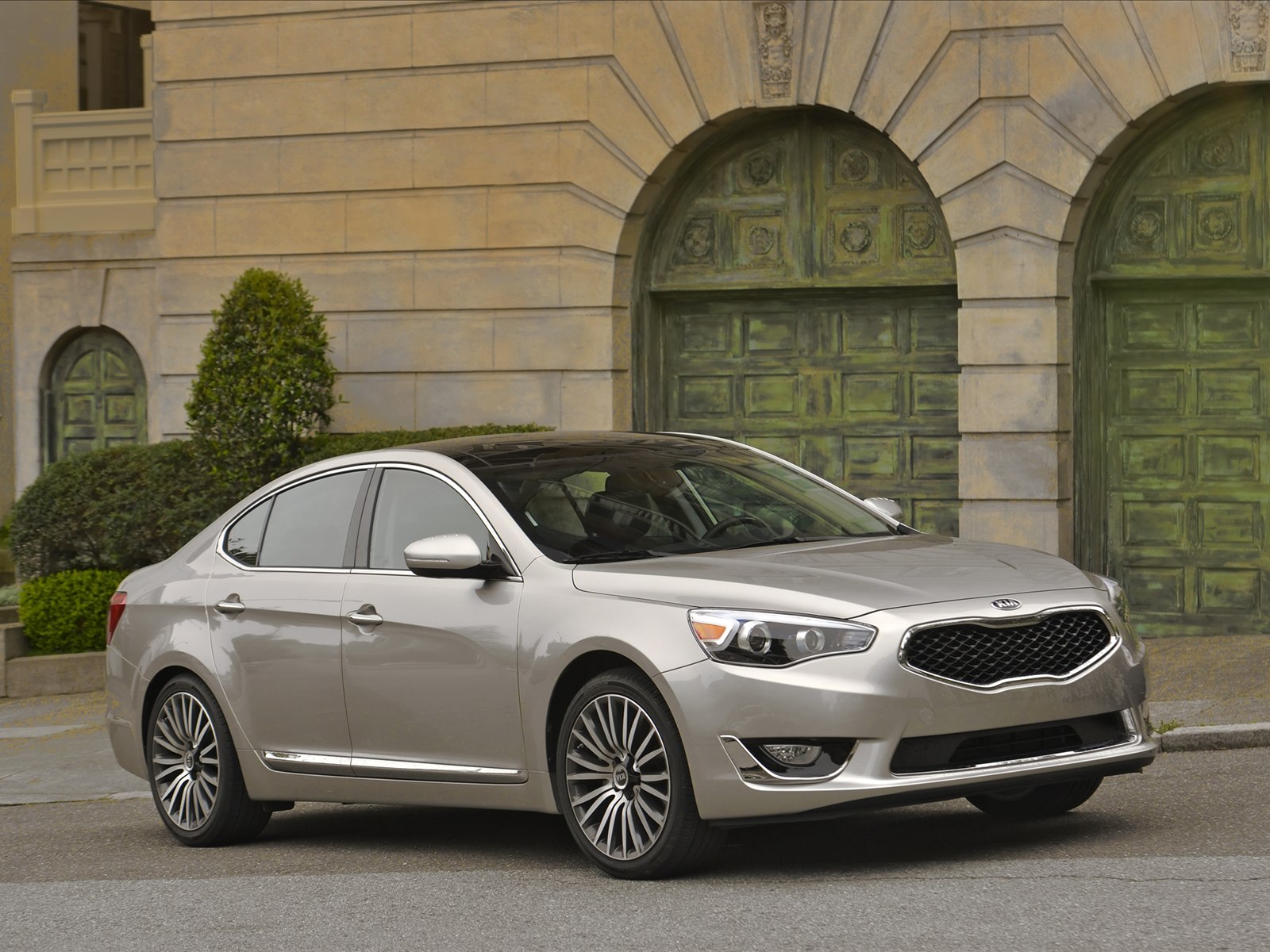 Kia Cadenza 2014