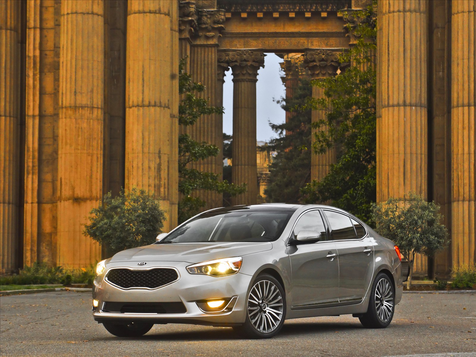 Kia Cadenza 2014