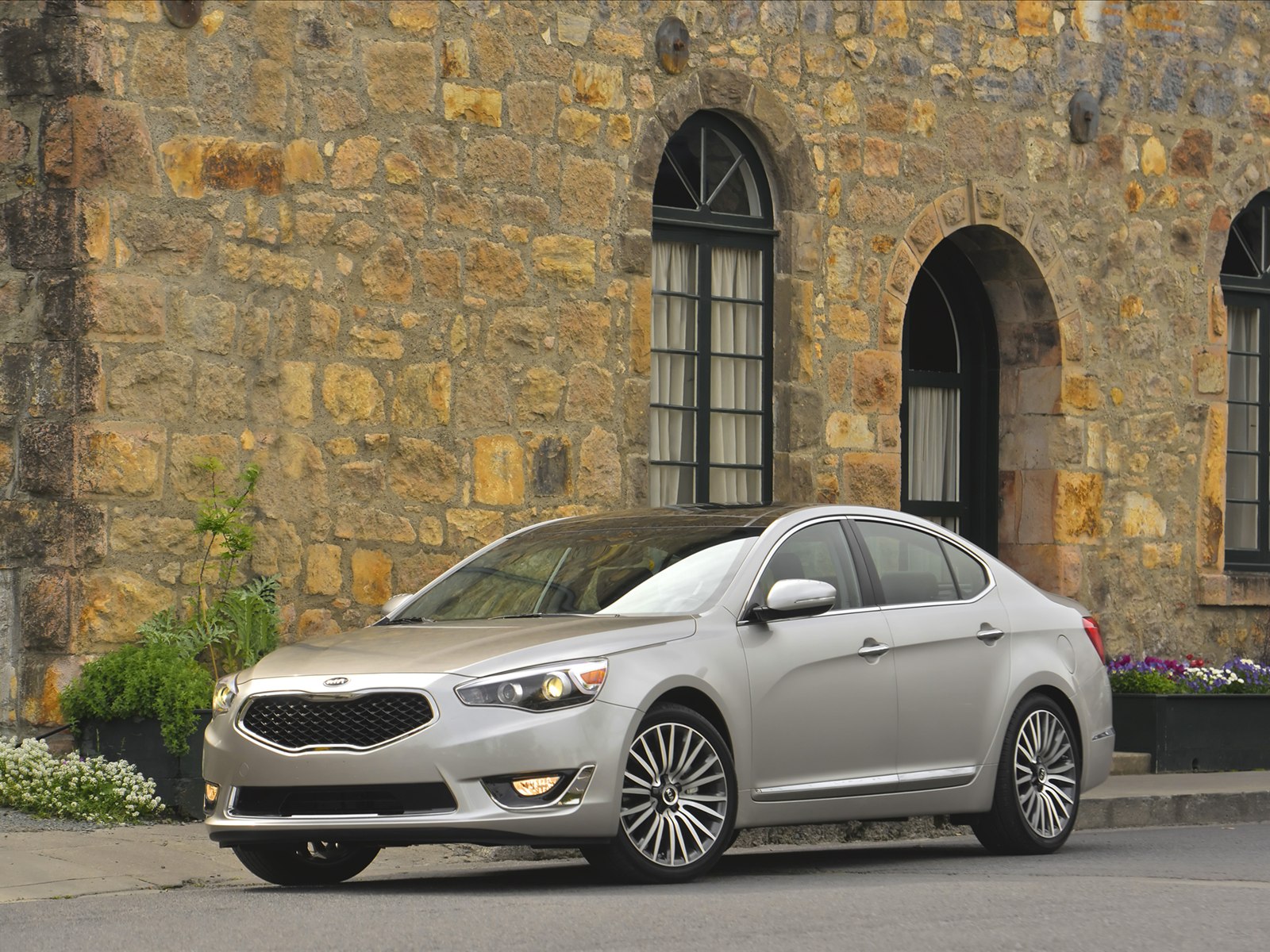 Kia Cadenza 2014