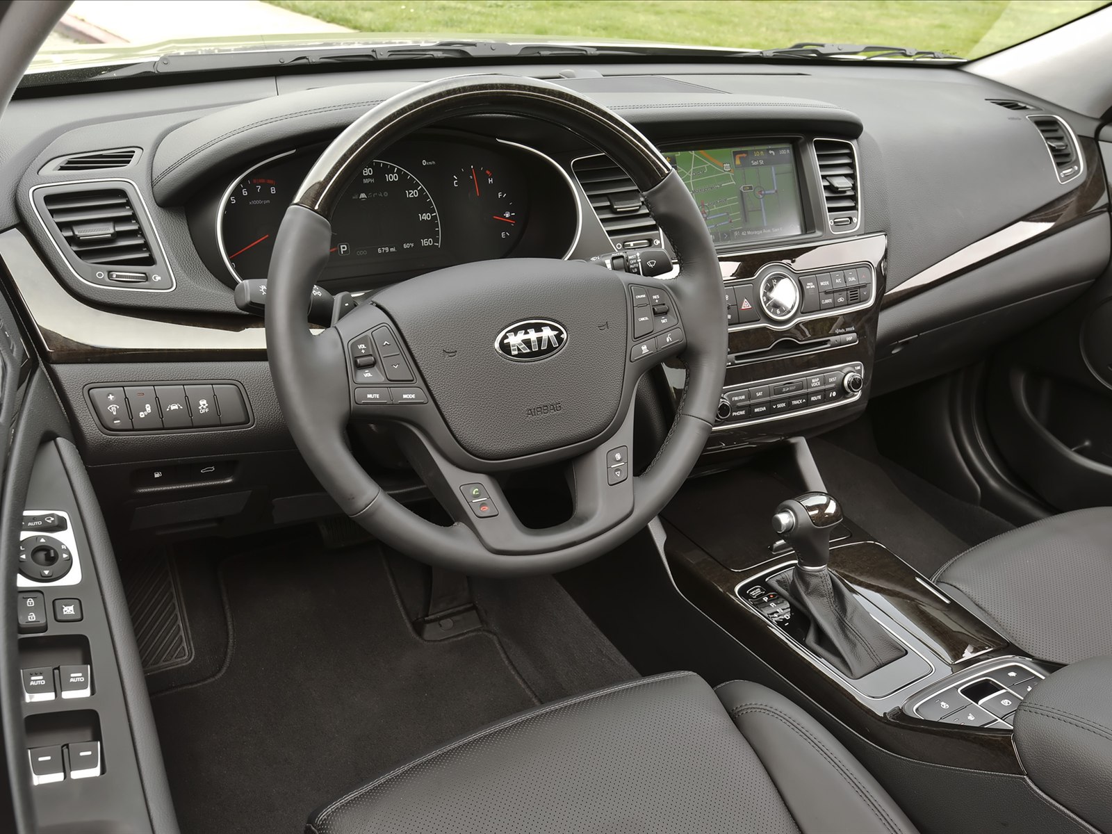 Kia Cadenza 2014