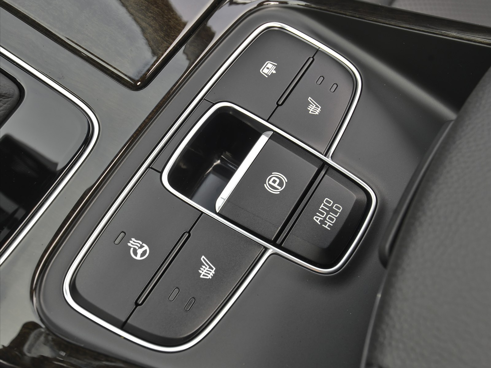 Kia Cadenza 2014