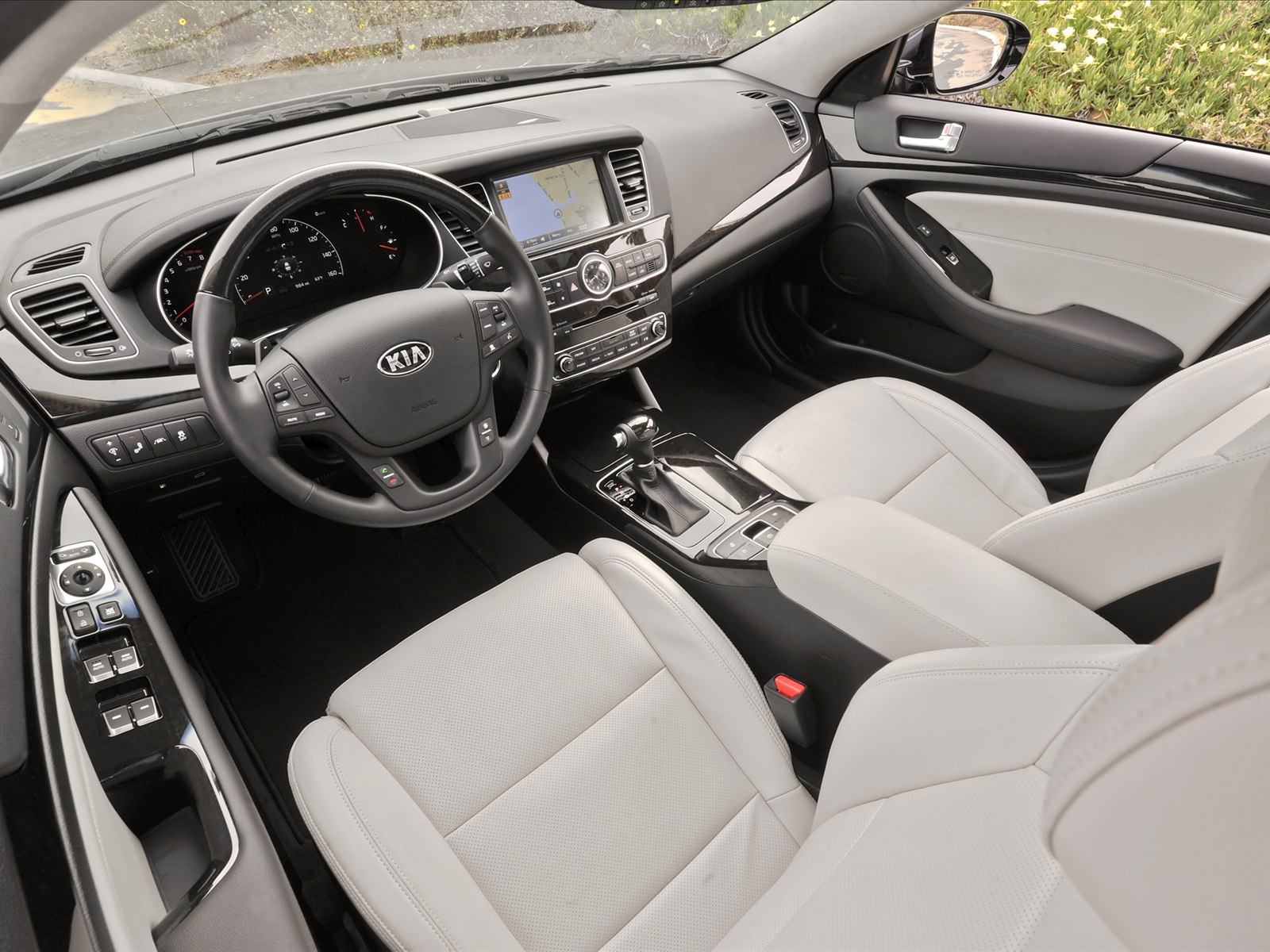 Kia Cadenza 2014