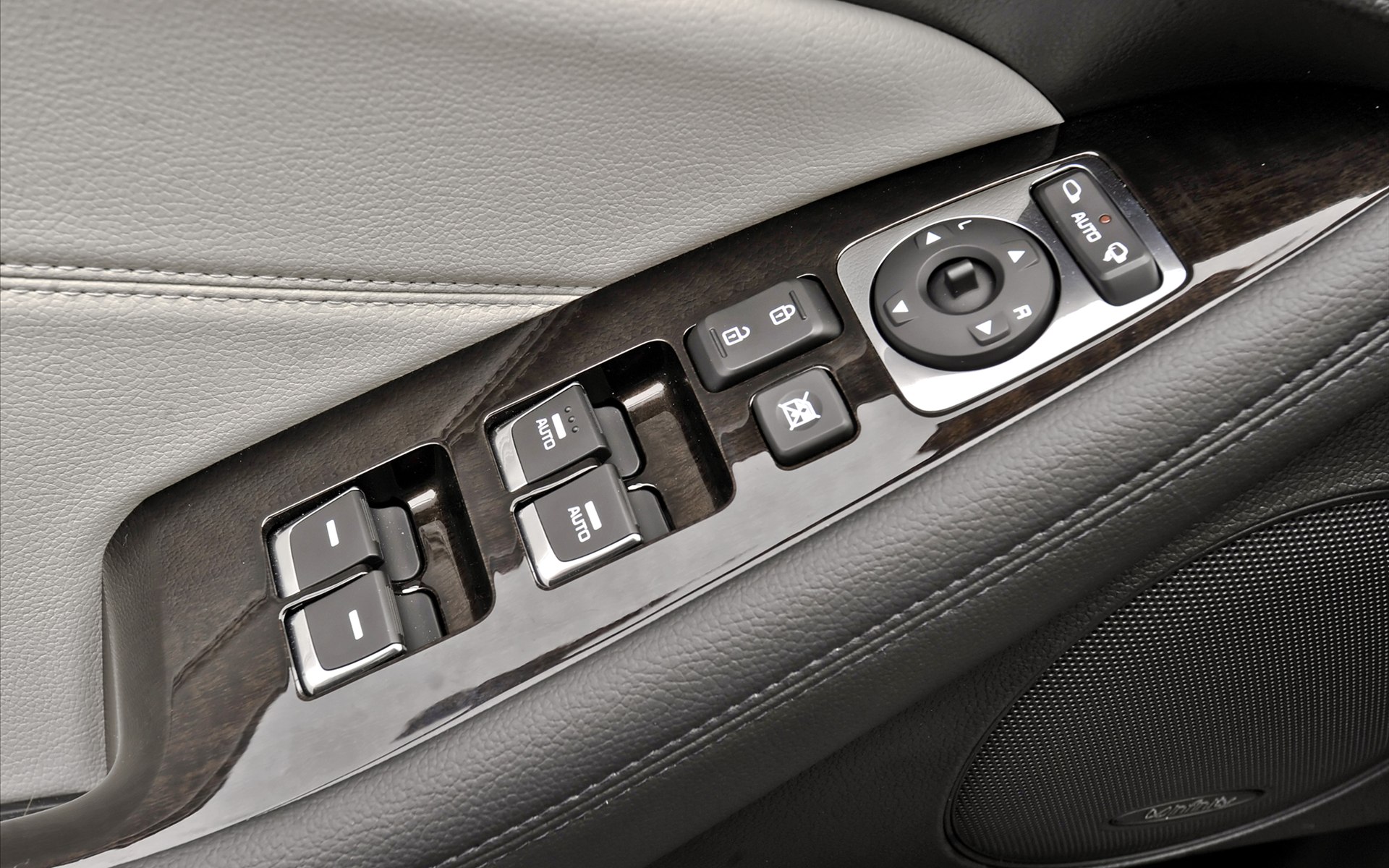 Kia Cadenza 2014
