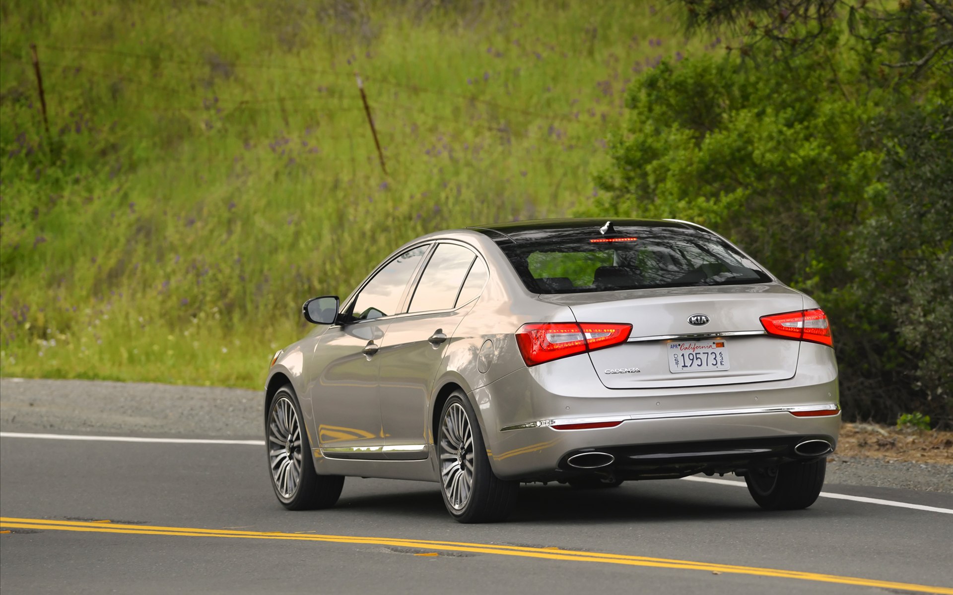 Kia Cadenza 2014