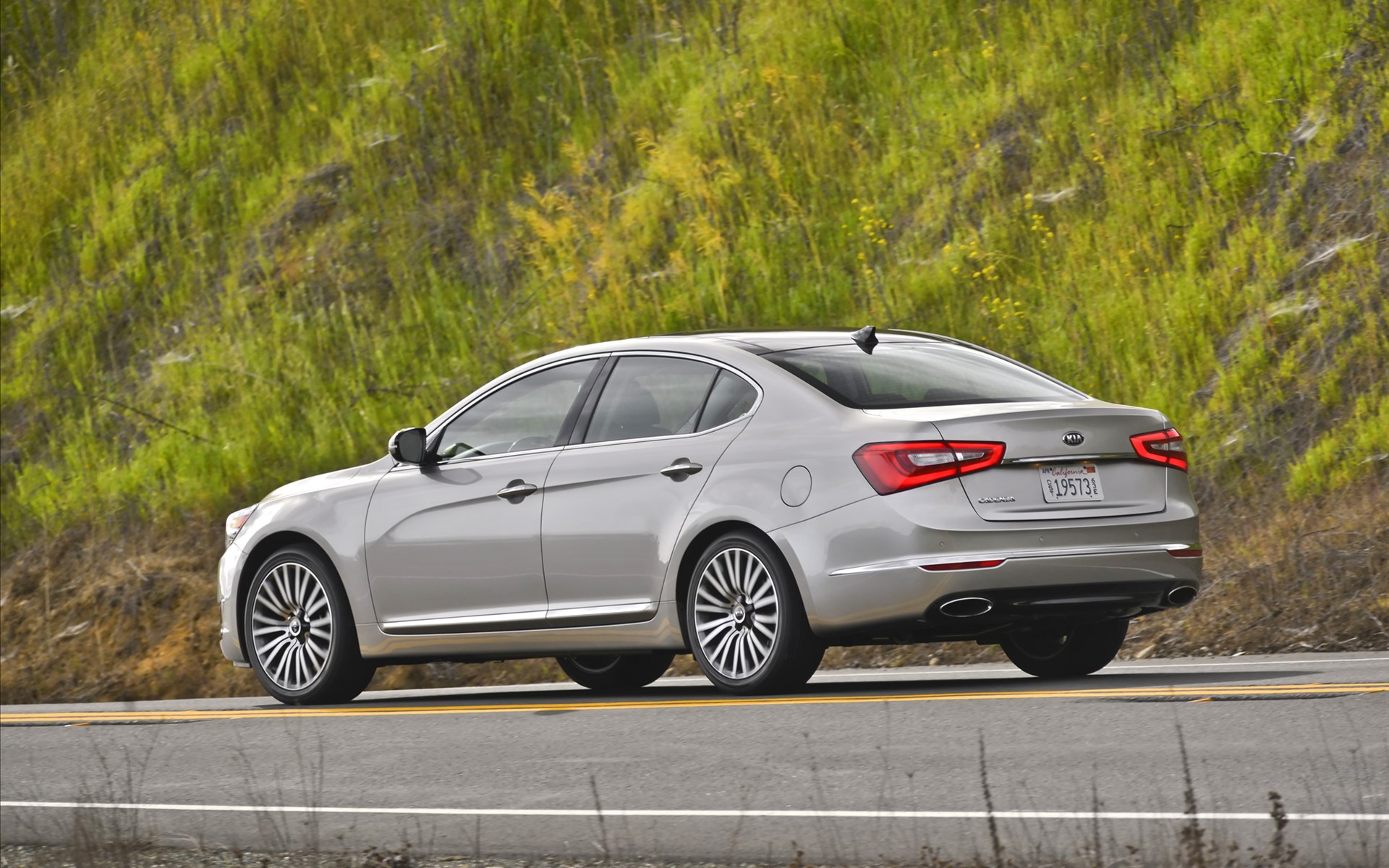 Kia Cadenza 2014