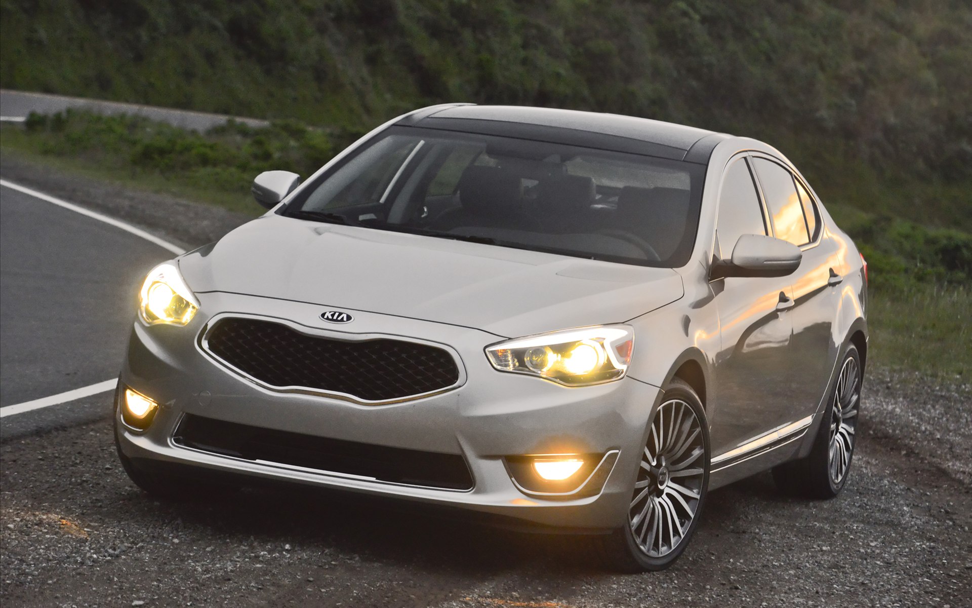 Kia Cadenza 2014