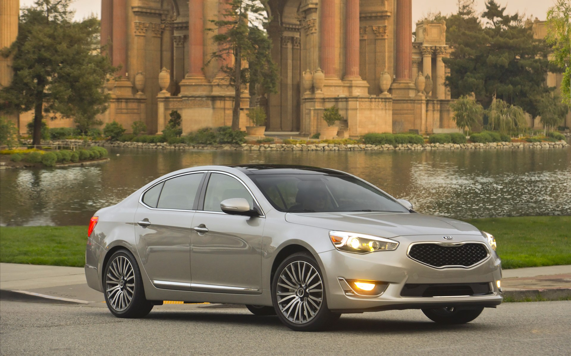 Kia Cadenza 2014
