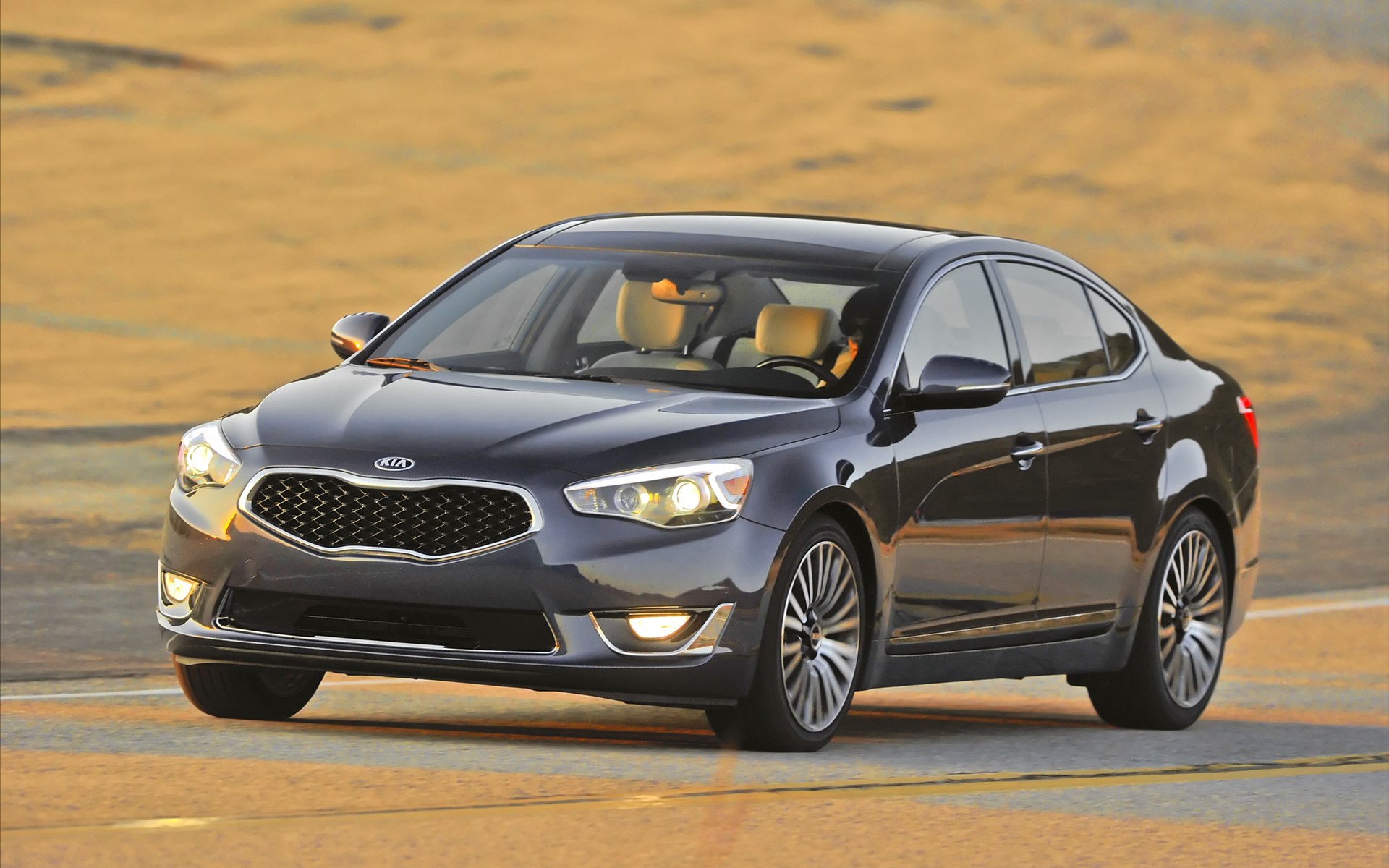 Kia Cadenza 2014