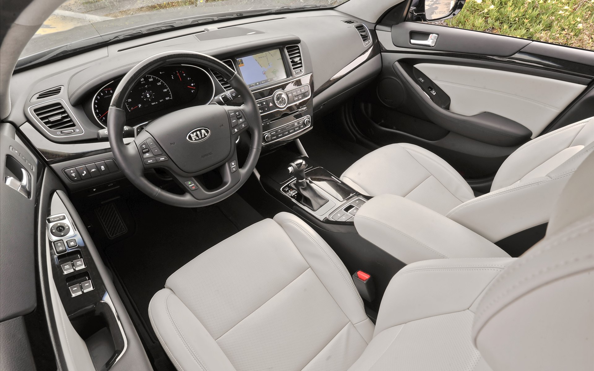 Kia Cadenza 2014