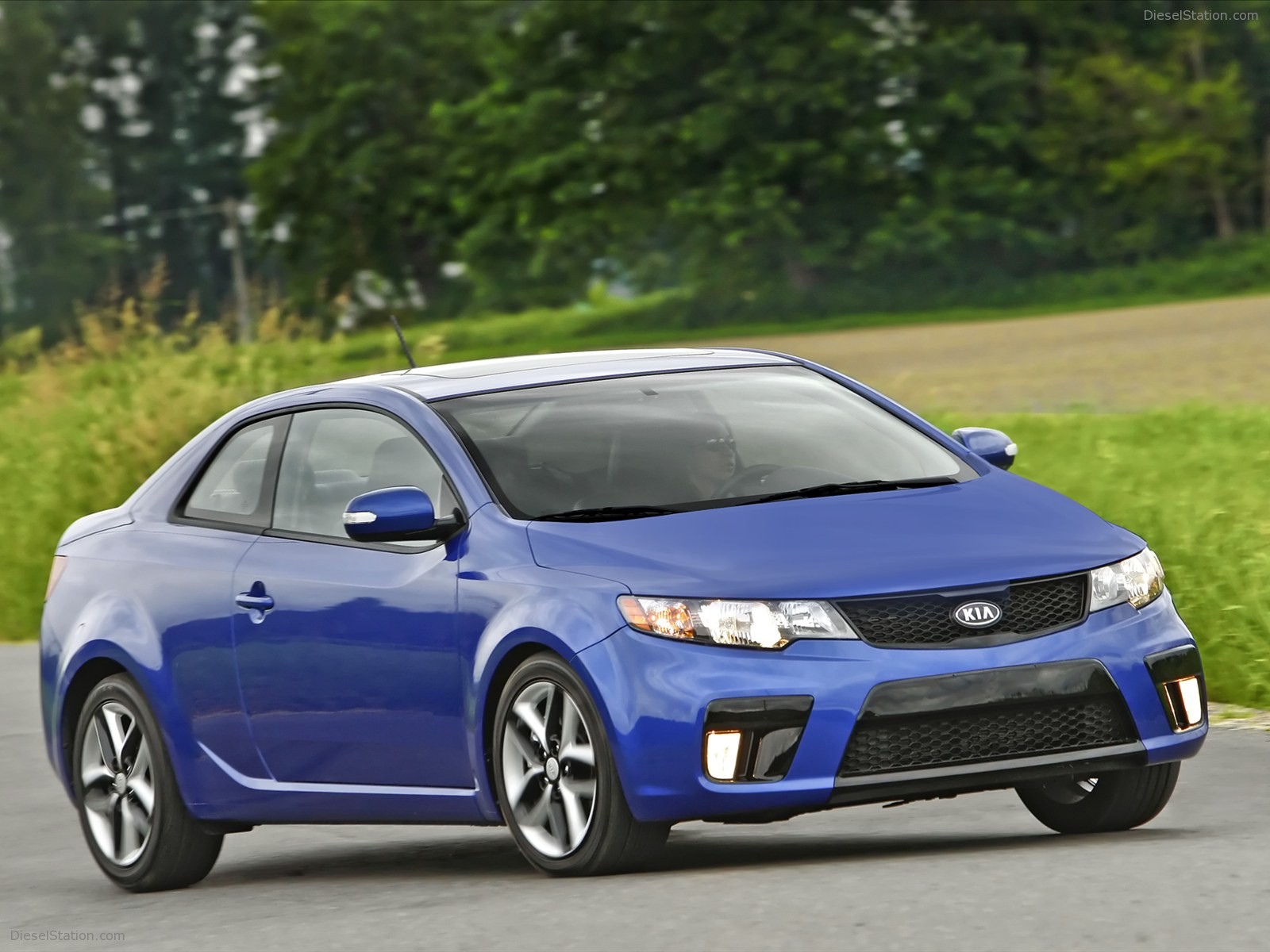 Kia Forte Koup 2011