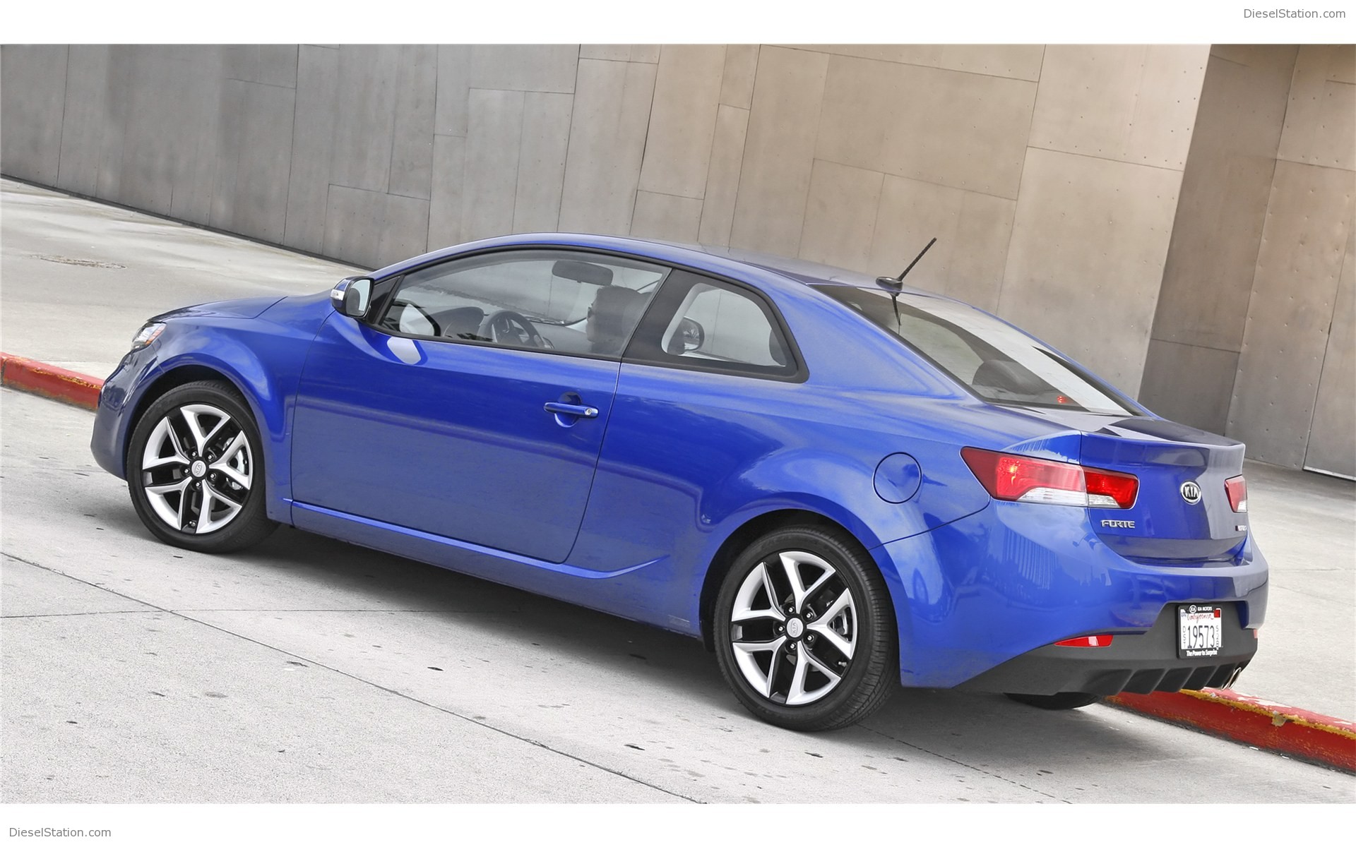 Kia Forte Koup 2011