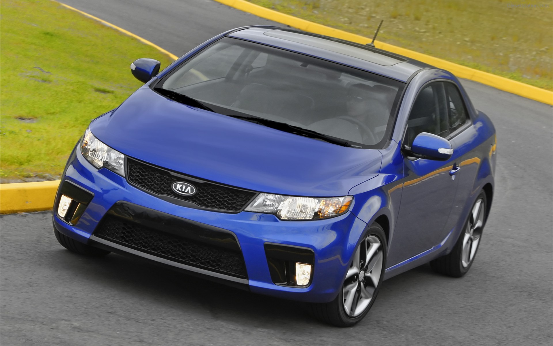 Kia Forte Koup 2011