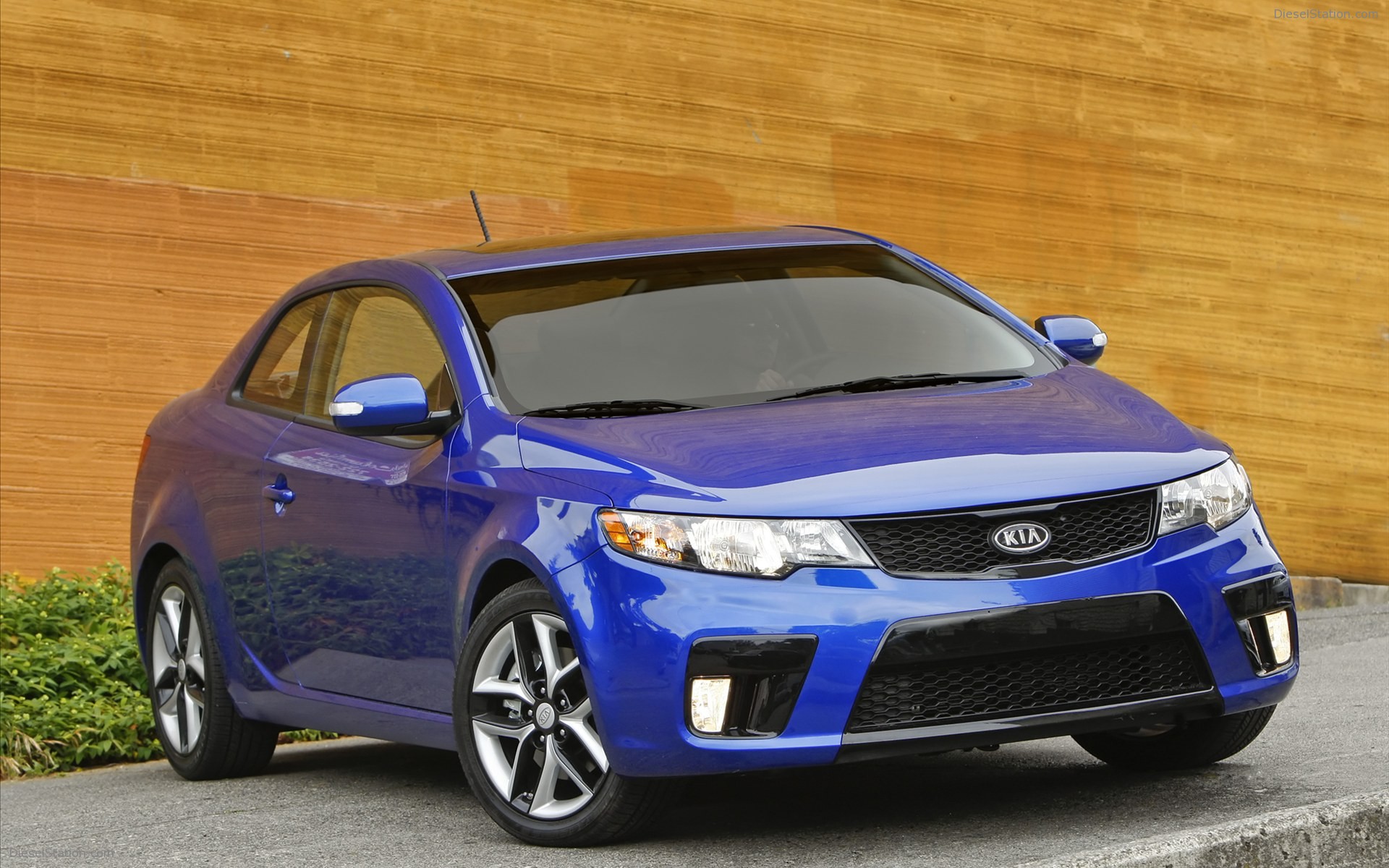 Kia Forte Koup 2011