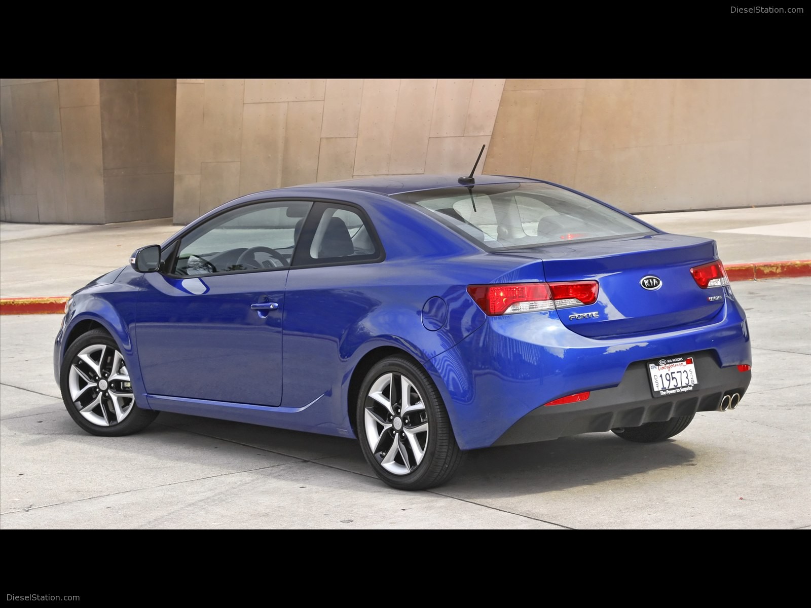 Kia Forte Koup 2012