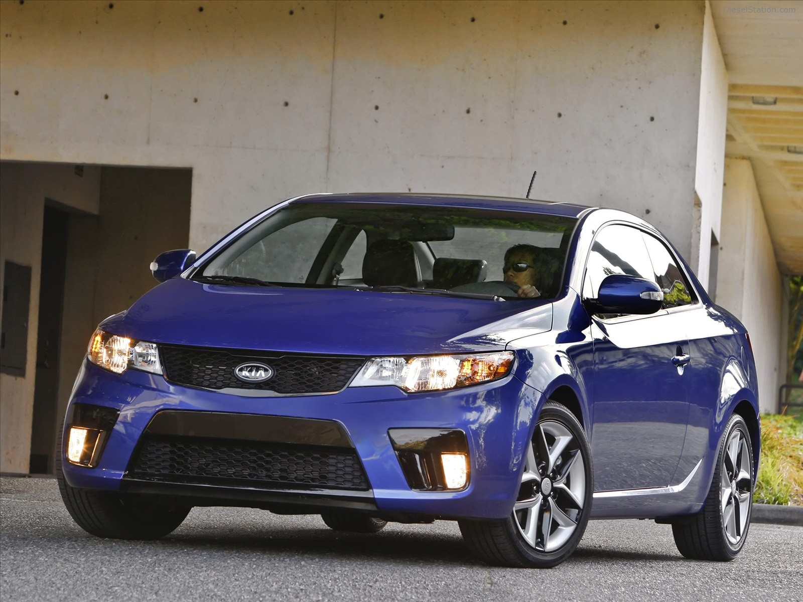 Kia Forte Koup 2012