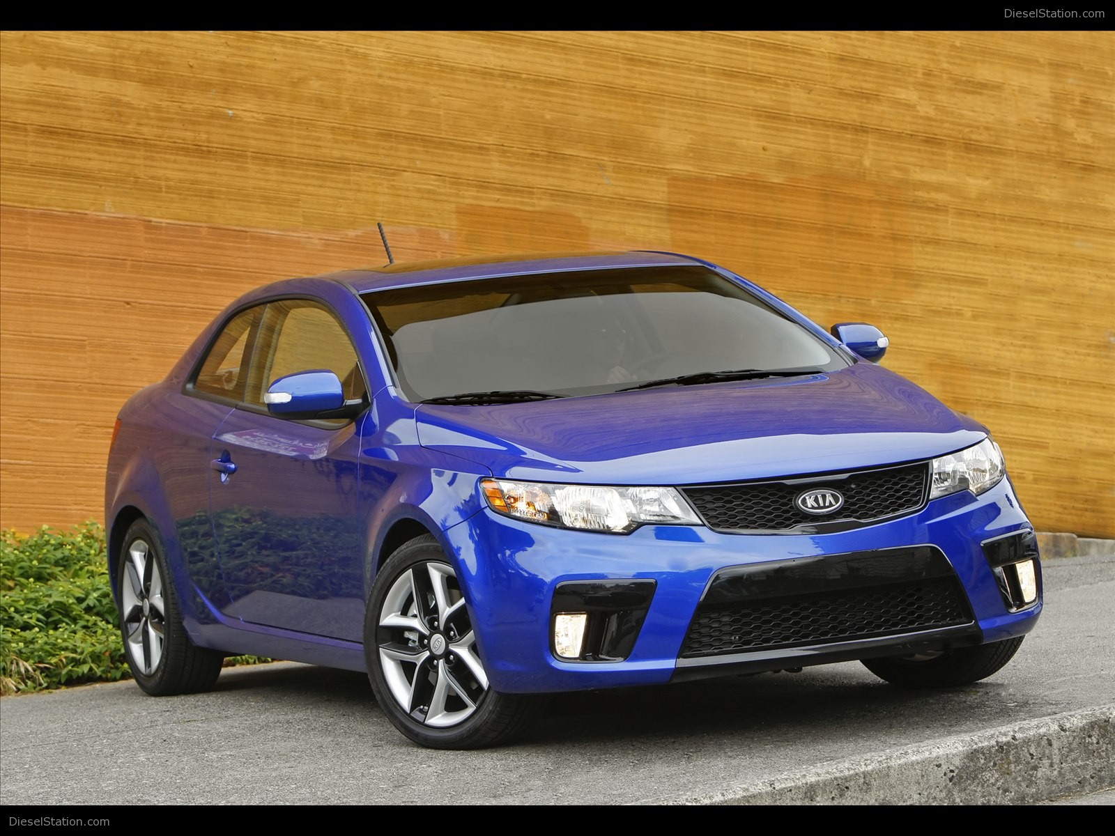 Kia Forte Koup 2012