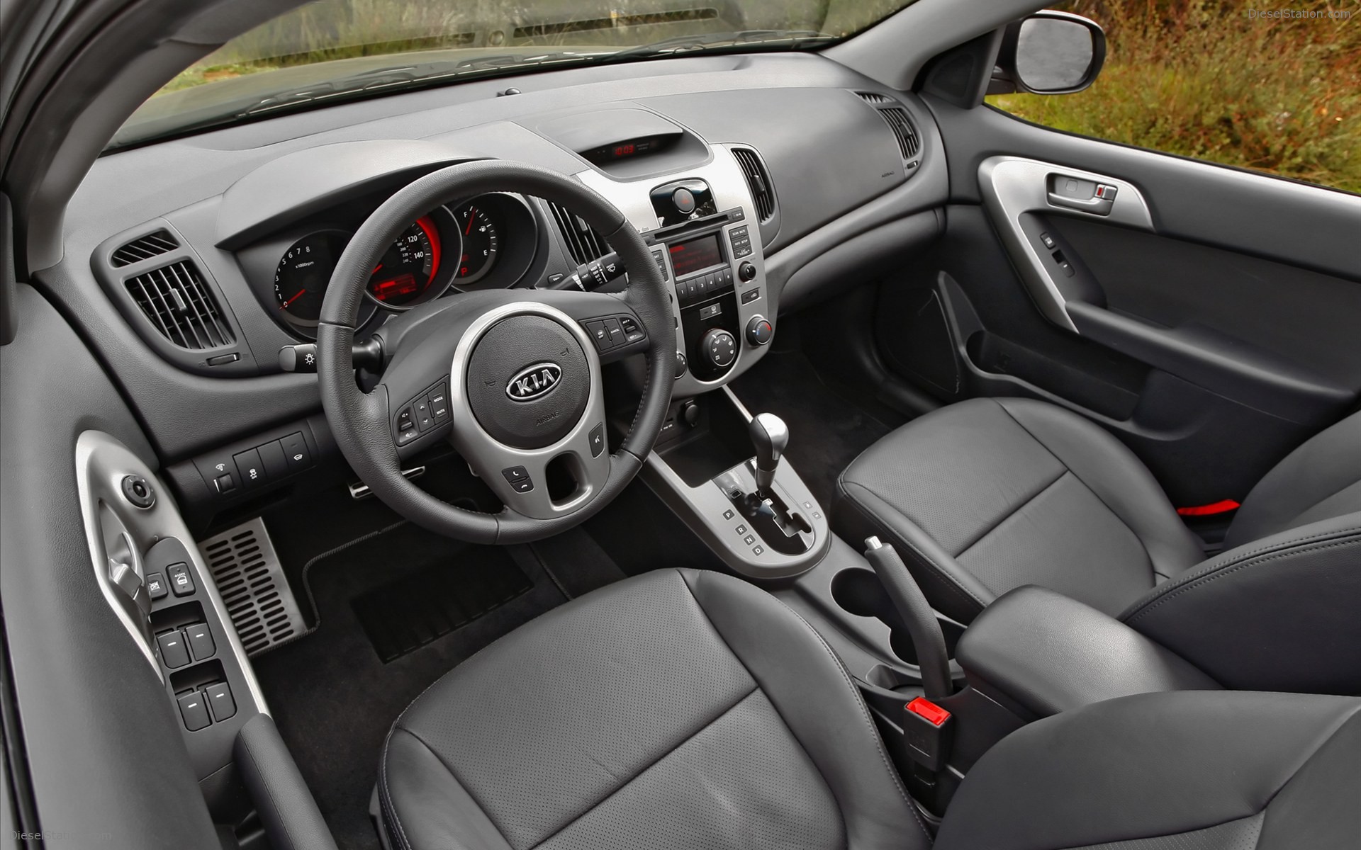 KIA FORTE 2011