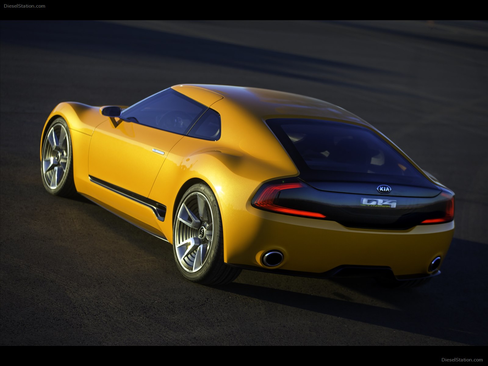 Kia GT4 Stinger Concept 2014