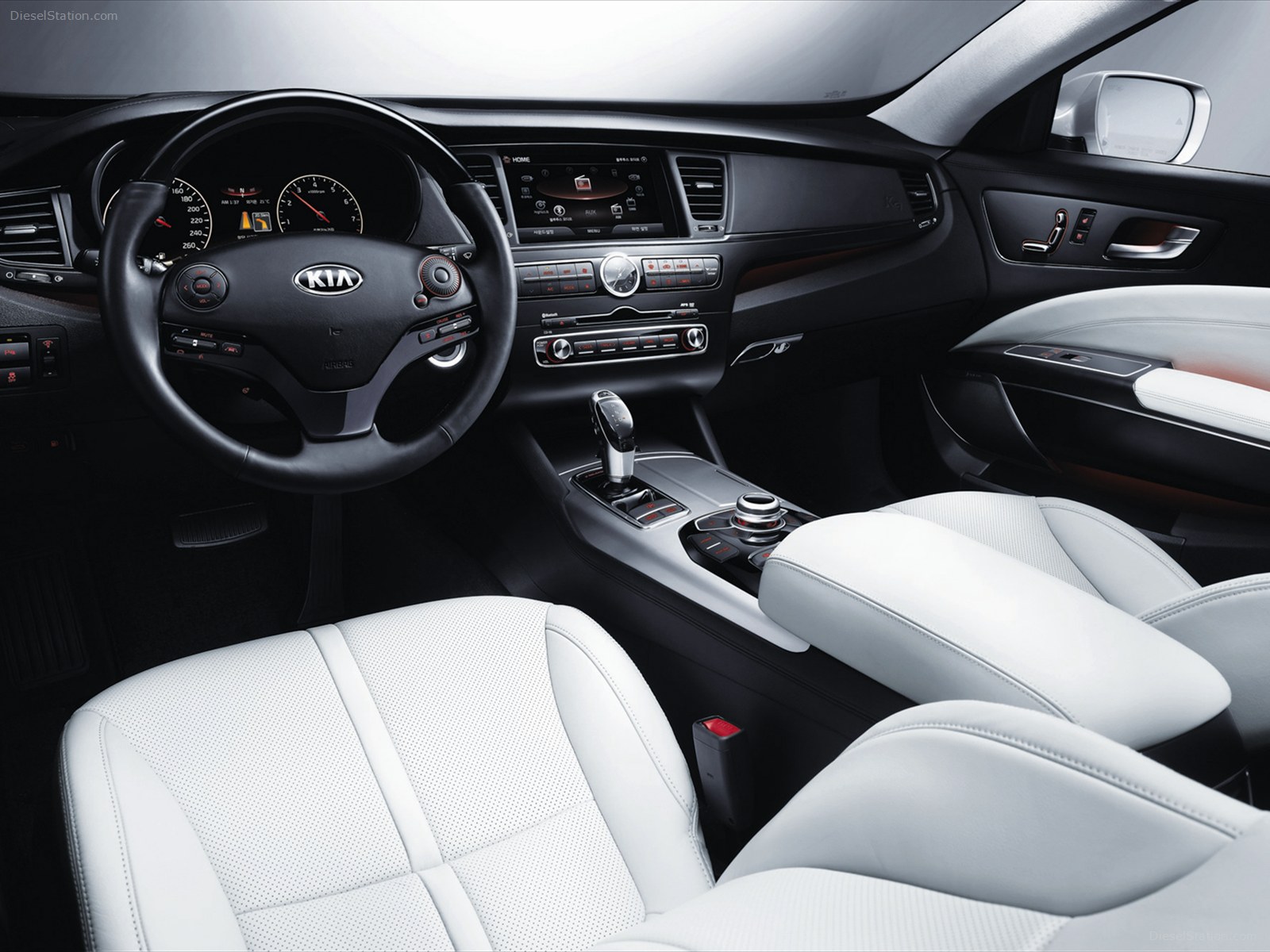 Kia K9 2013