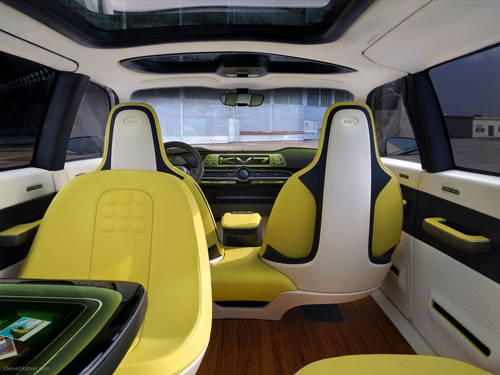 Kia KV7 Concept 2011