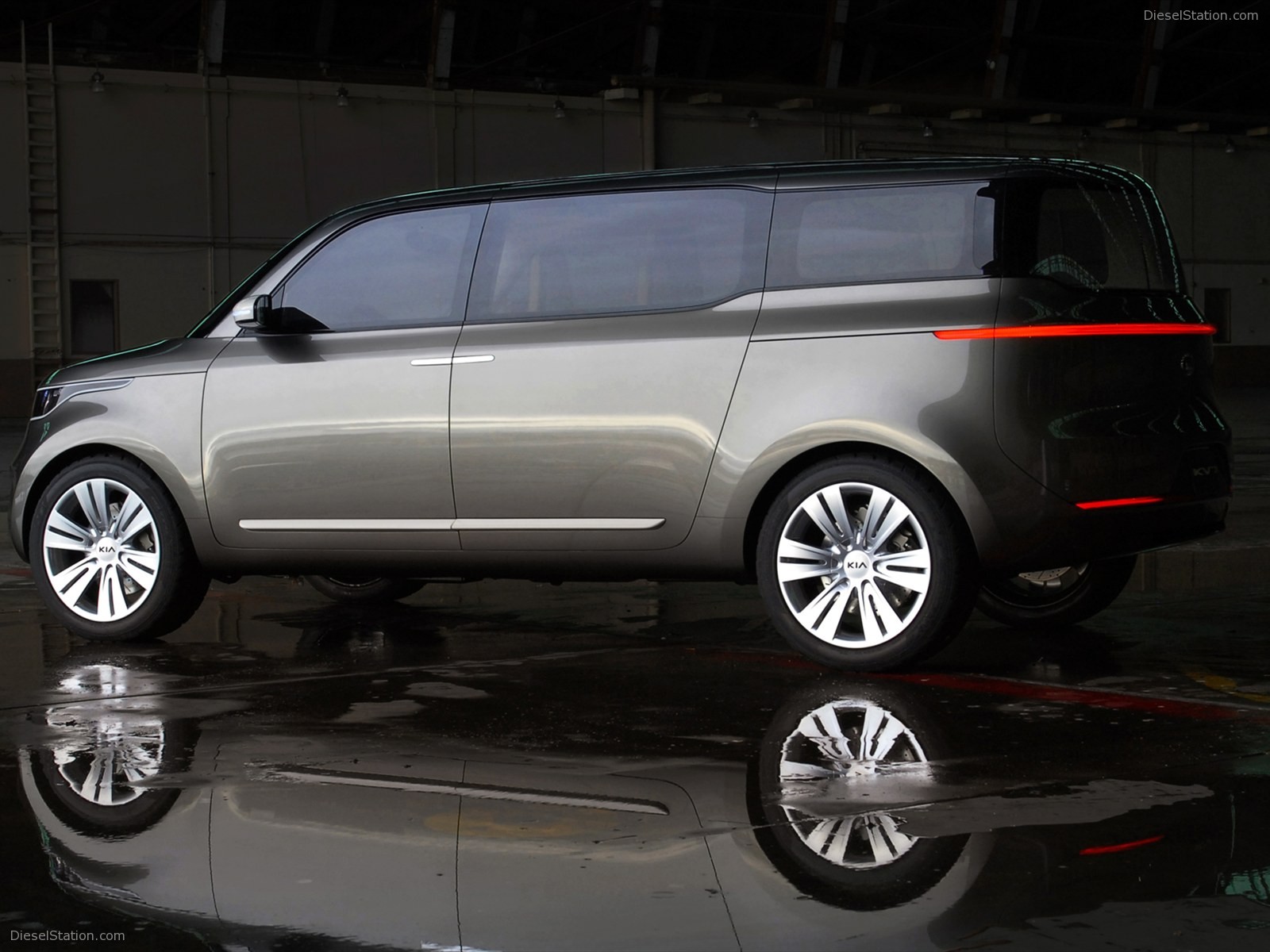 Kia KV7 Concept 2011