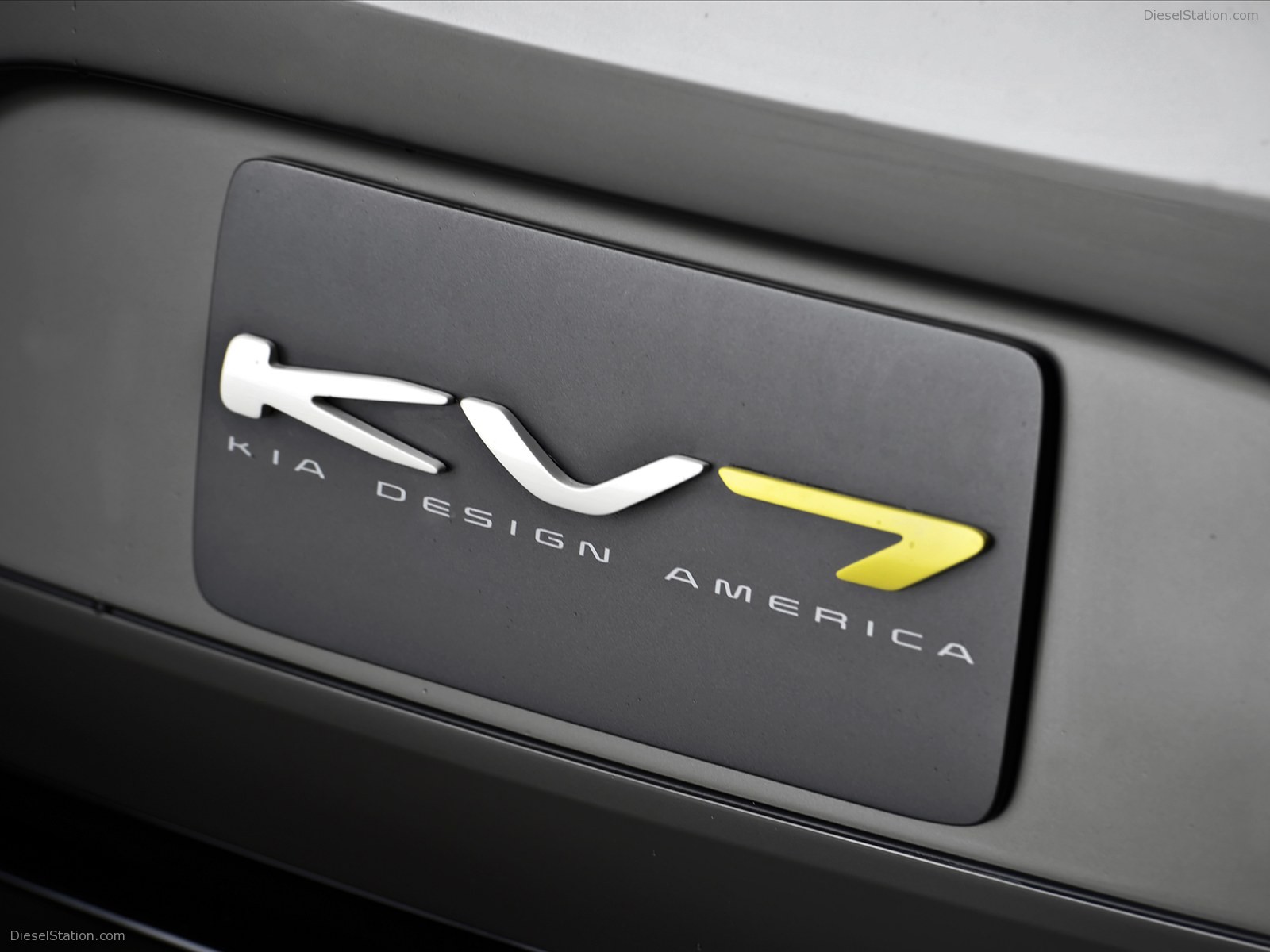 Kia KV7 Concept 2011