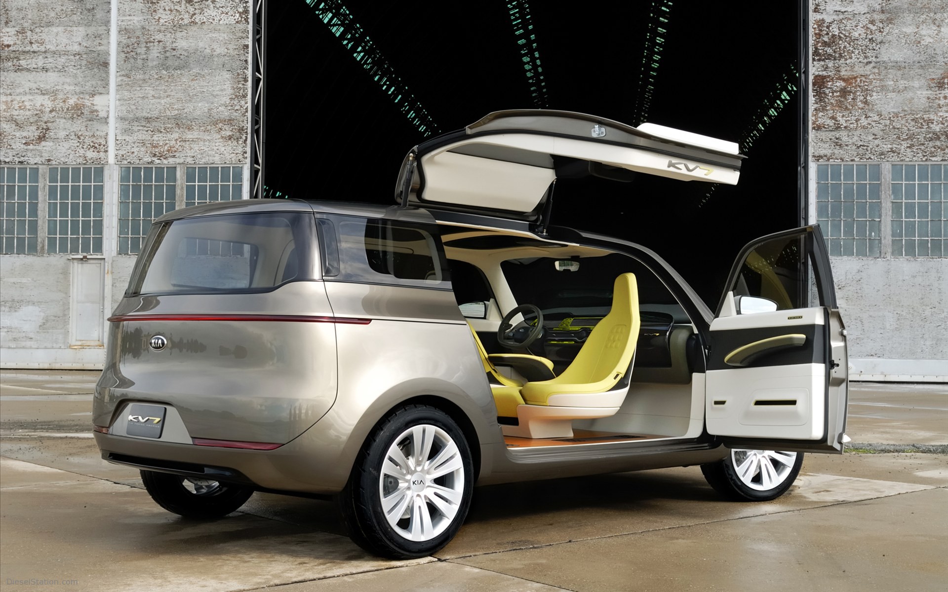 Kia KV7 Concept 2011